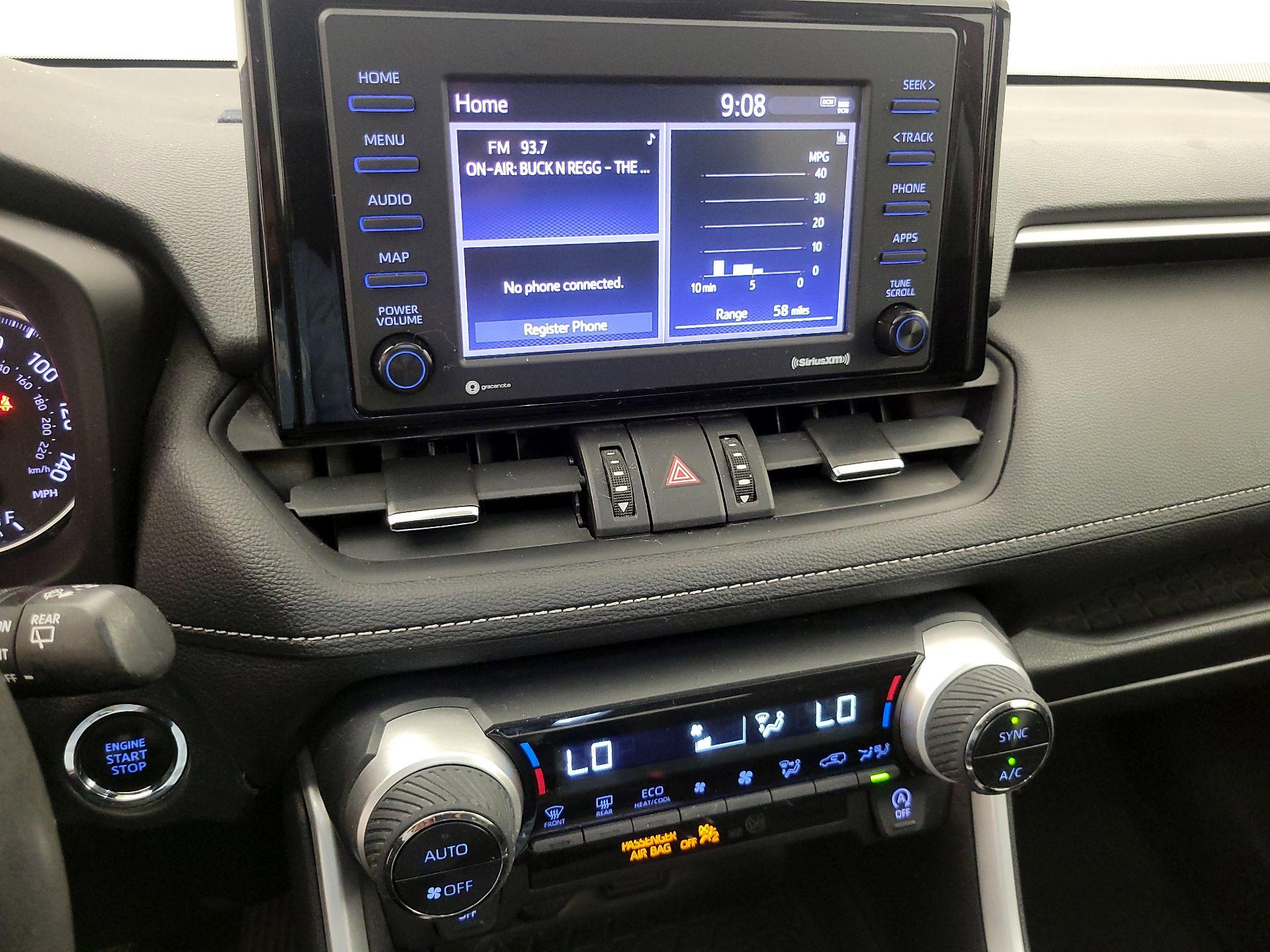 Thumbnail: 2021 Toyota RAV4 - 15