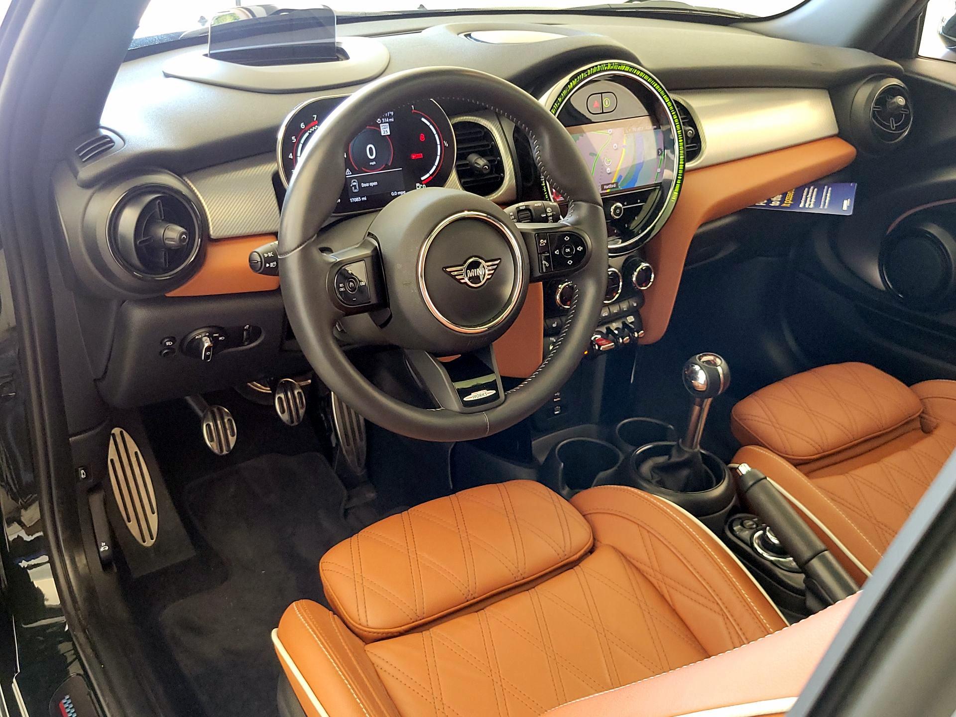 Thumbnail: 2024 MINI Cooper Hardtop - 9