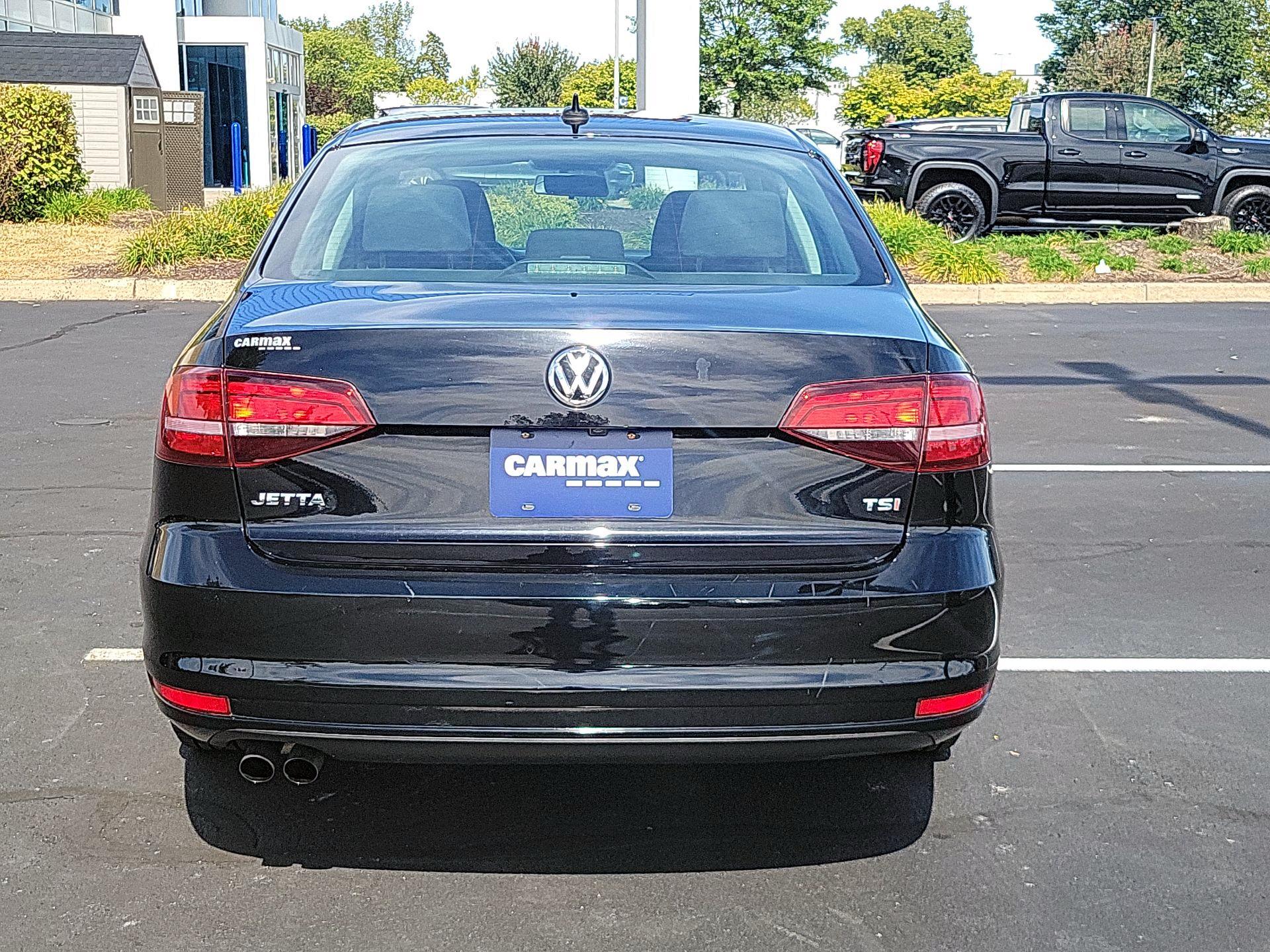 Thumbnail: 2016 Volkswagen Jetta - 6