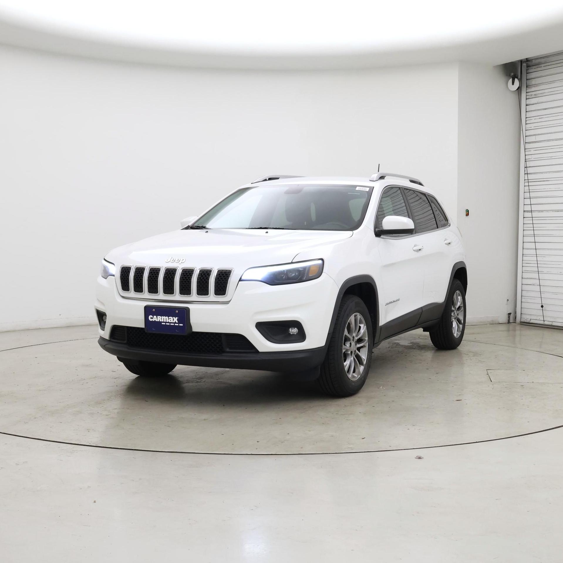 Thumbnail: 2019 Jeep Cherokee - 4