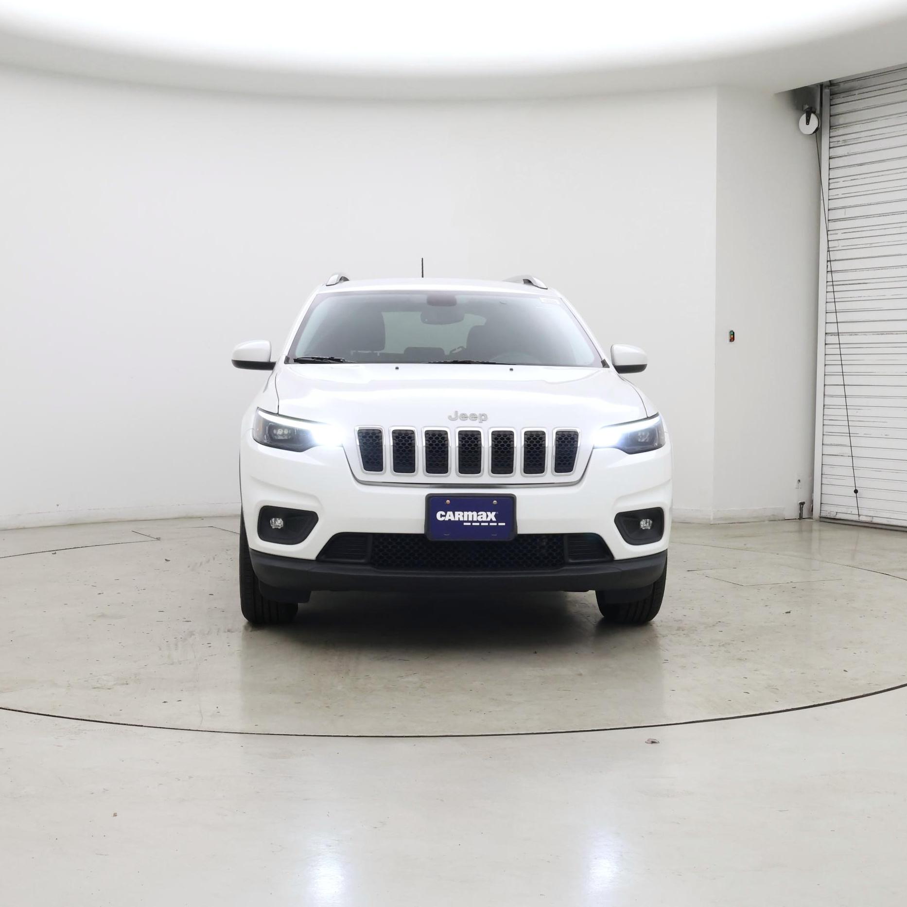Thumbnail: 2019 Jeep Cherokee - 5
