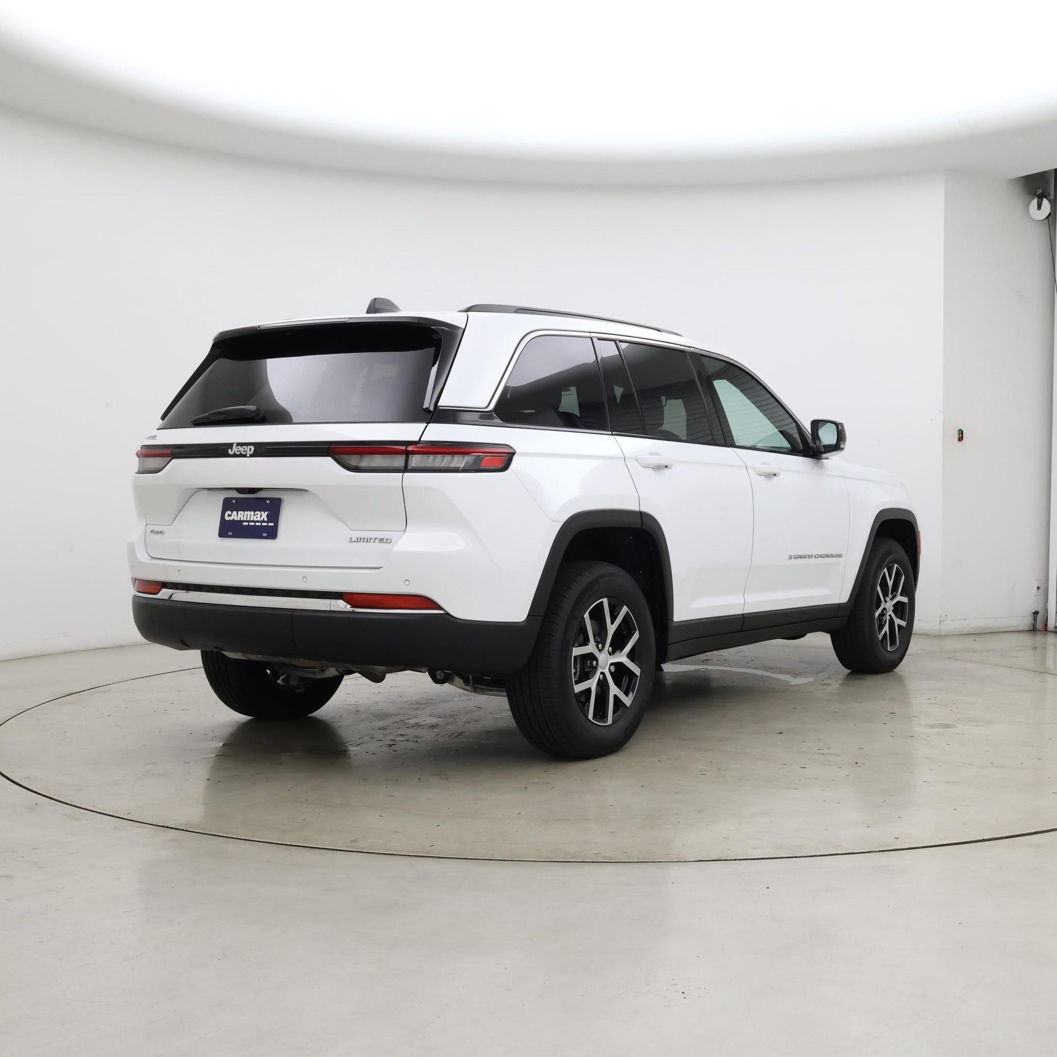 Thumbnail: 2025 Jeep Grand Cherokee - 8