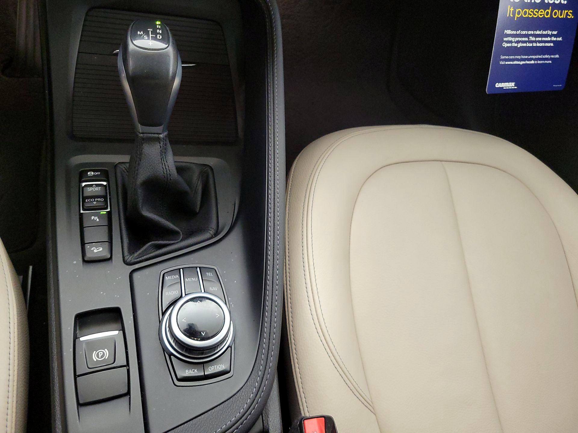 Thumbnail: 2017 BMW X1 - 18