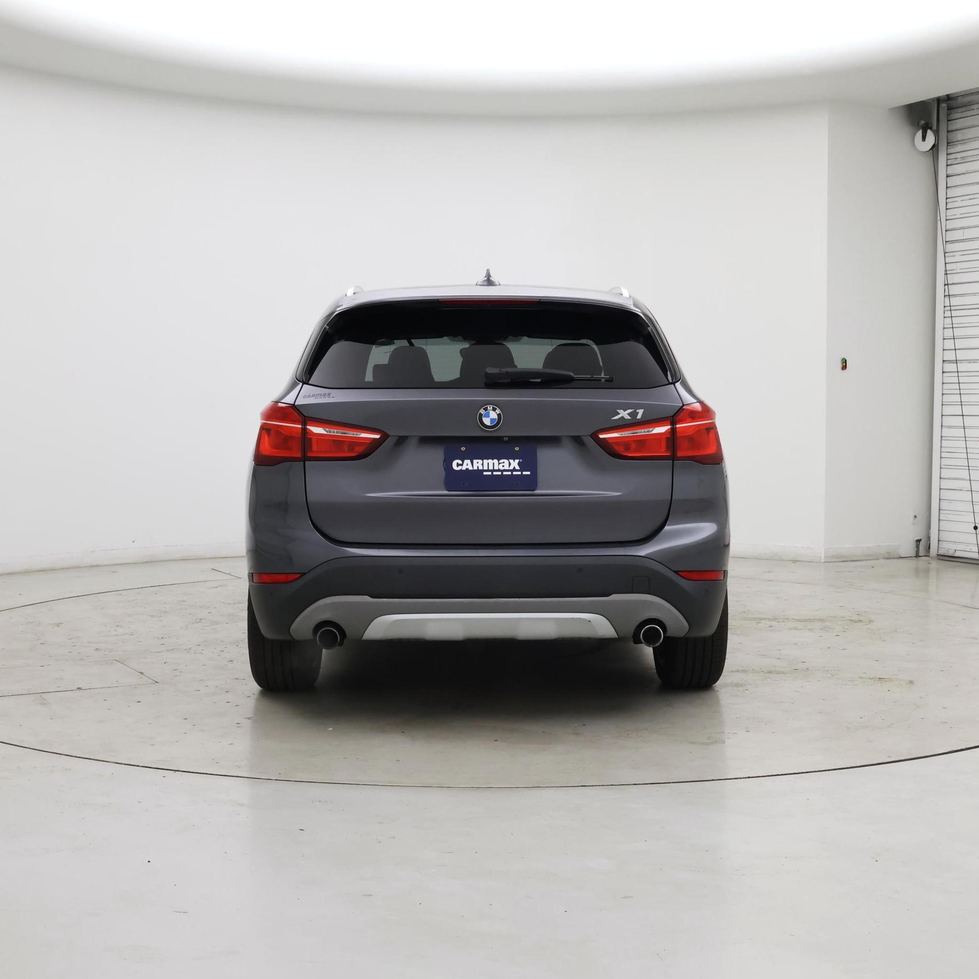 Thumbnail: 2017 BMW X1 - 6