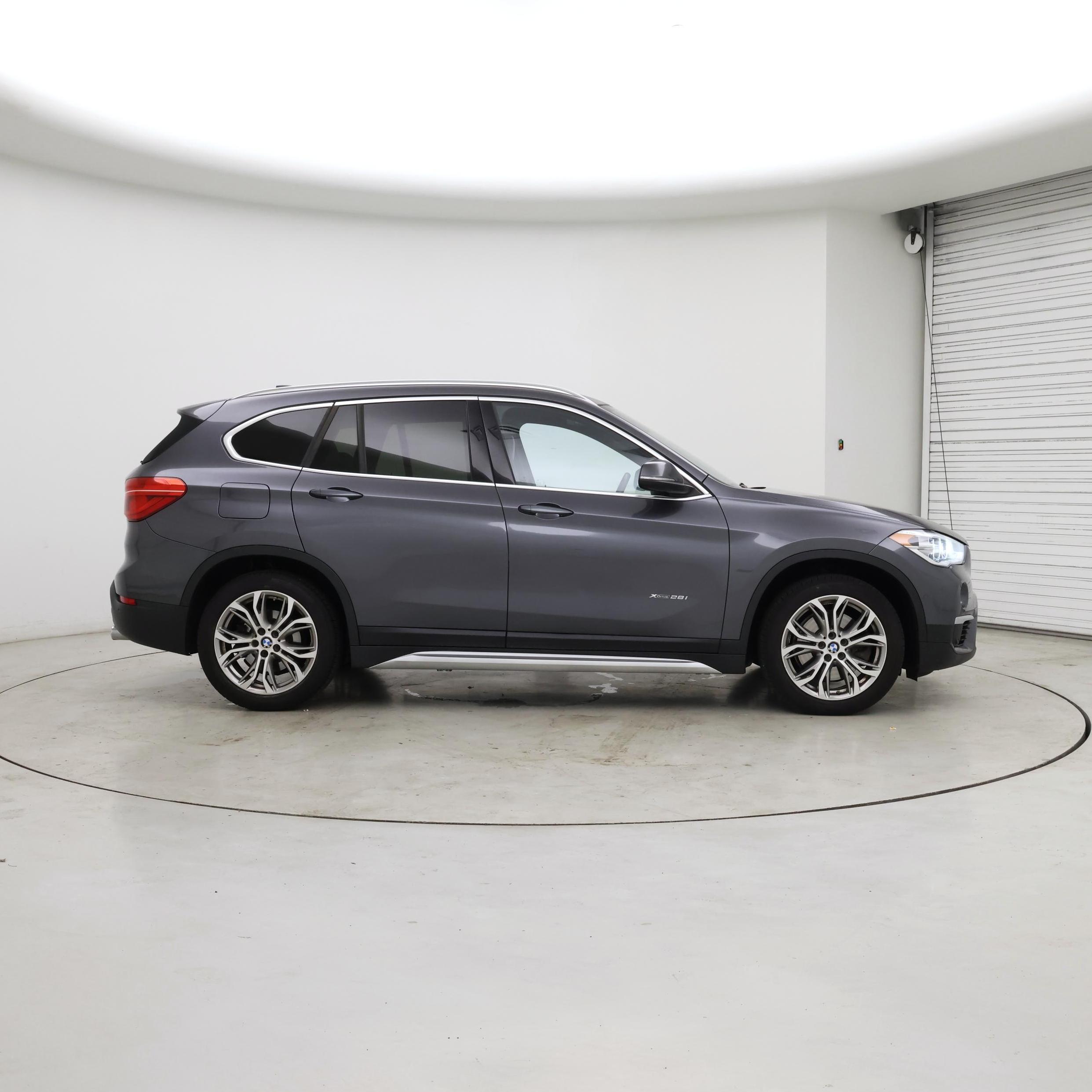 Thumbnail: 2017 BMW X1 - 7