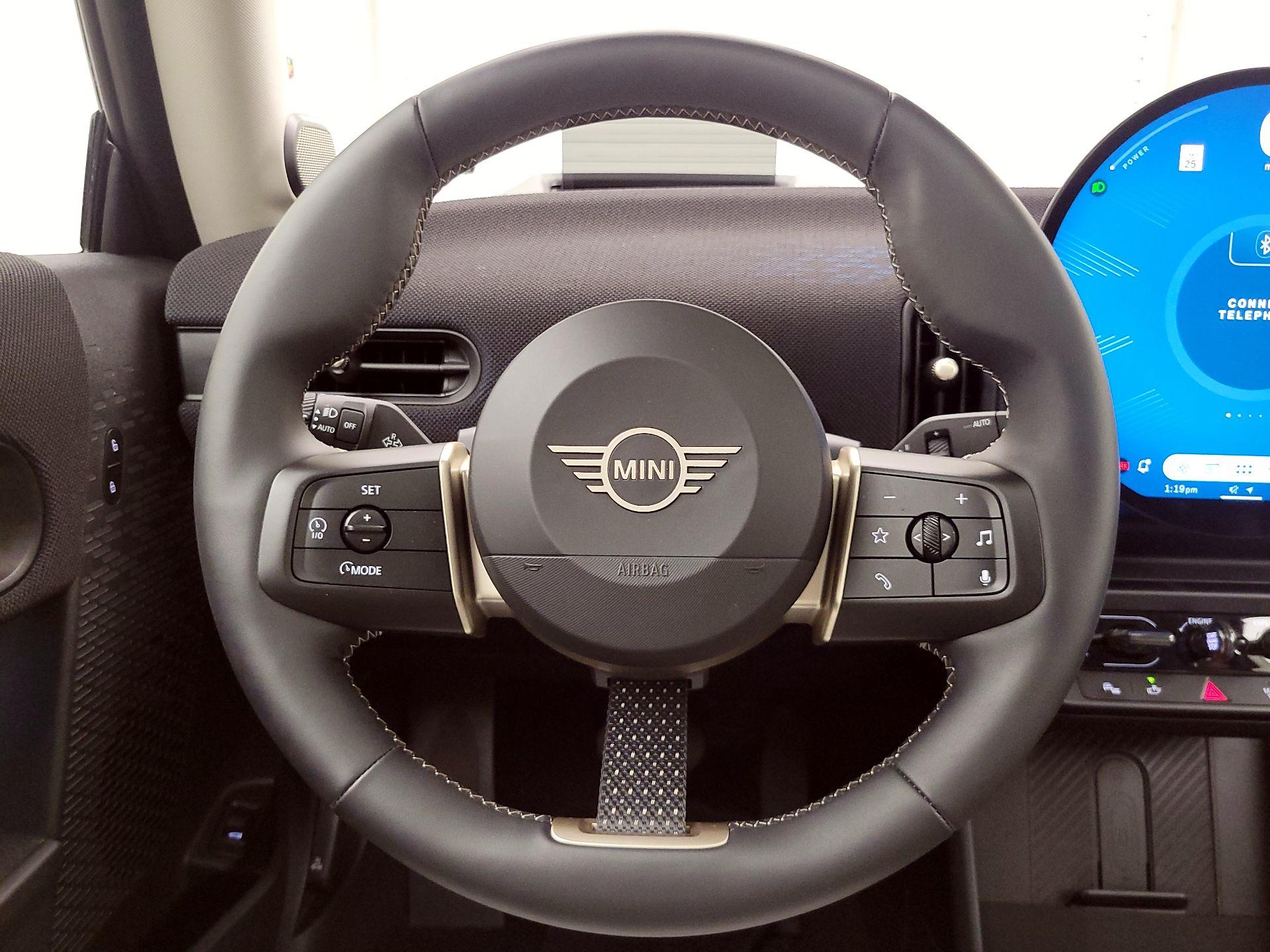 Thumbnail: 2025 MINI Cooper Hardtop - 10