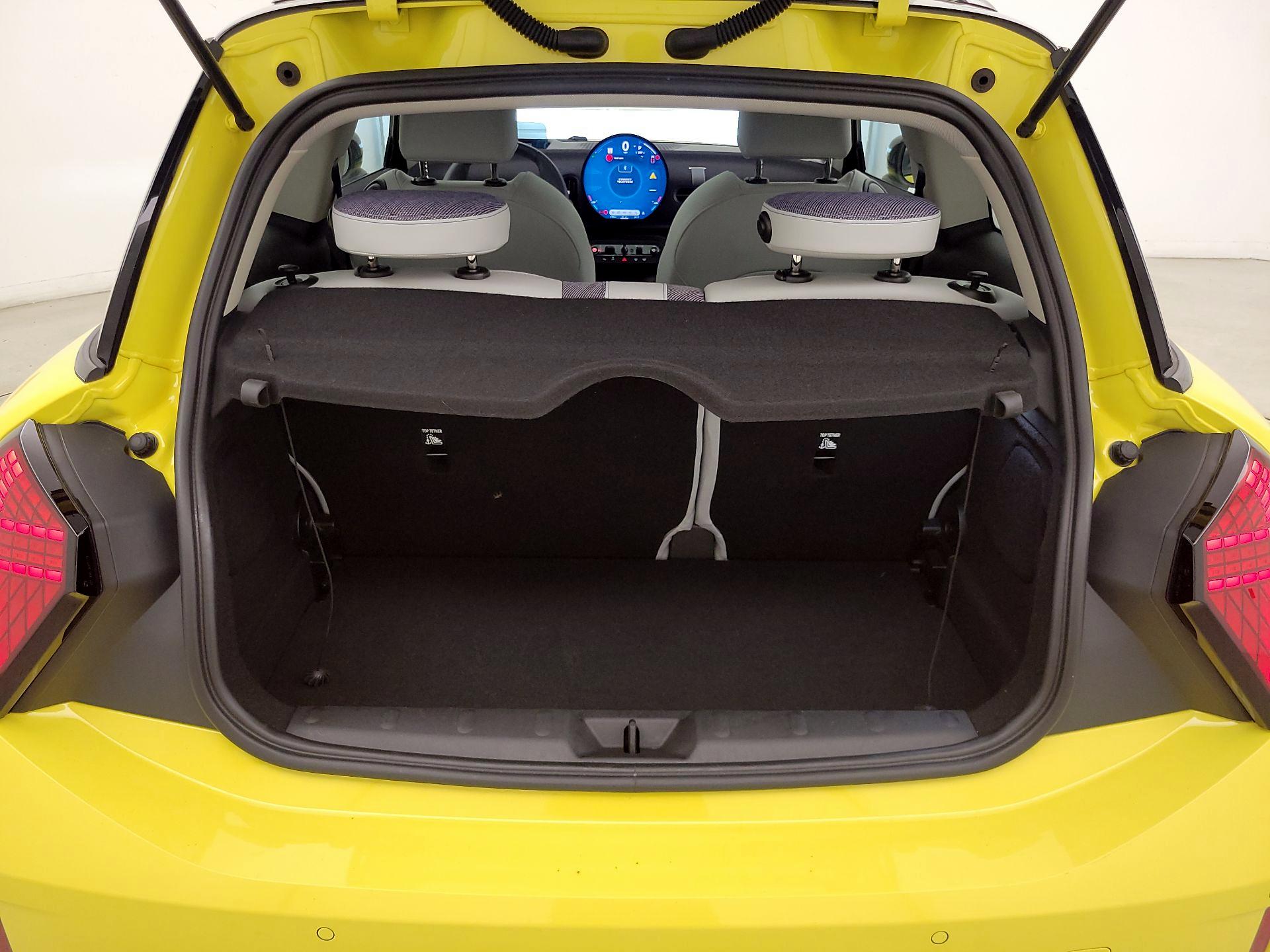 Thumbnail: 2025 MINI Cooper Hardtop - 20