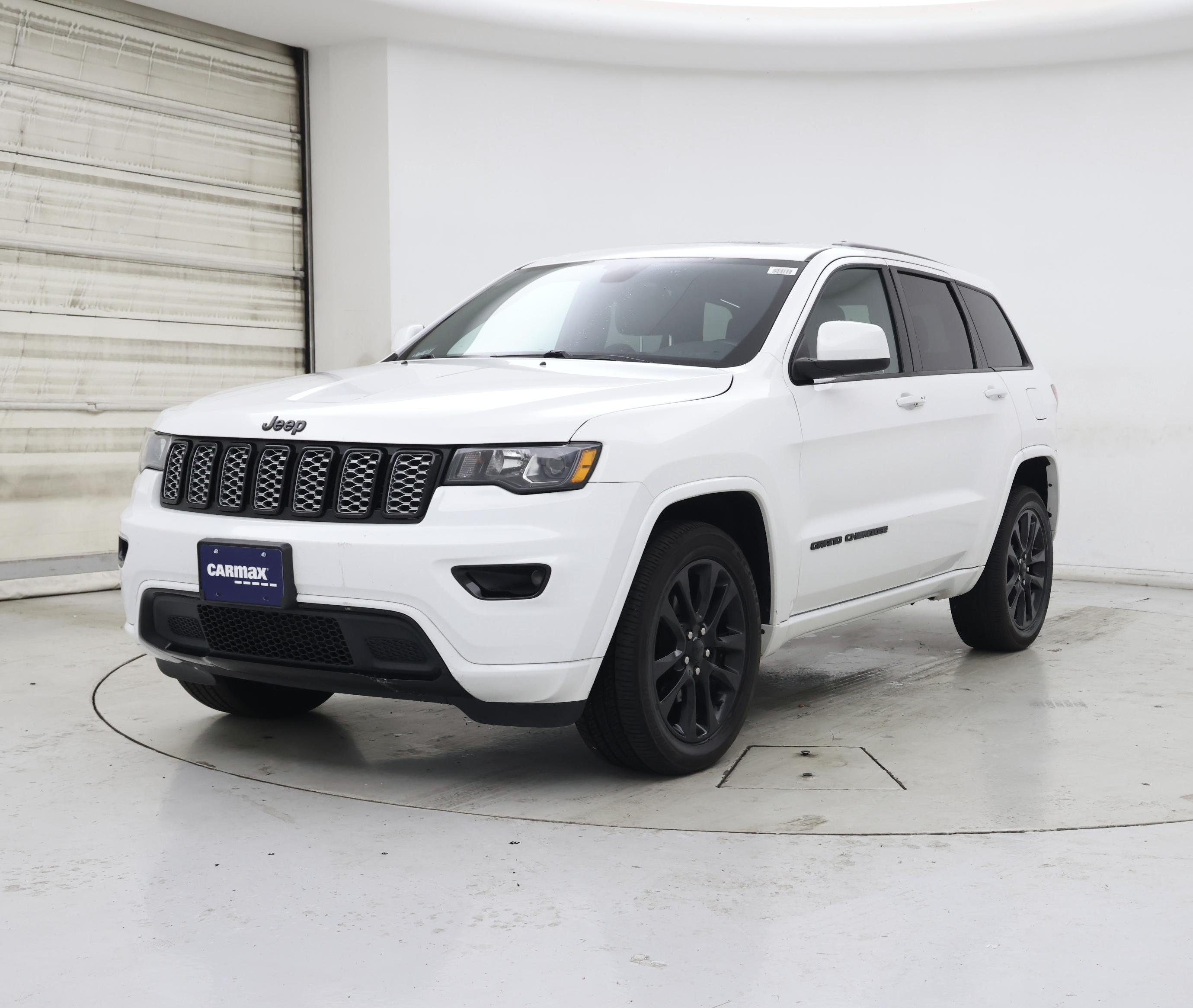 Thumbnail: 2018 Jeep Grand Cherokee - 4
