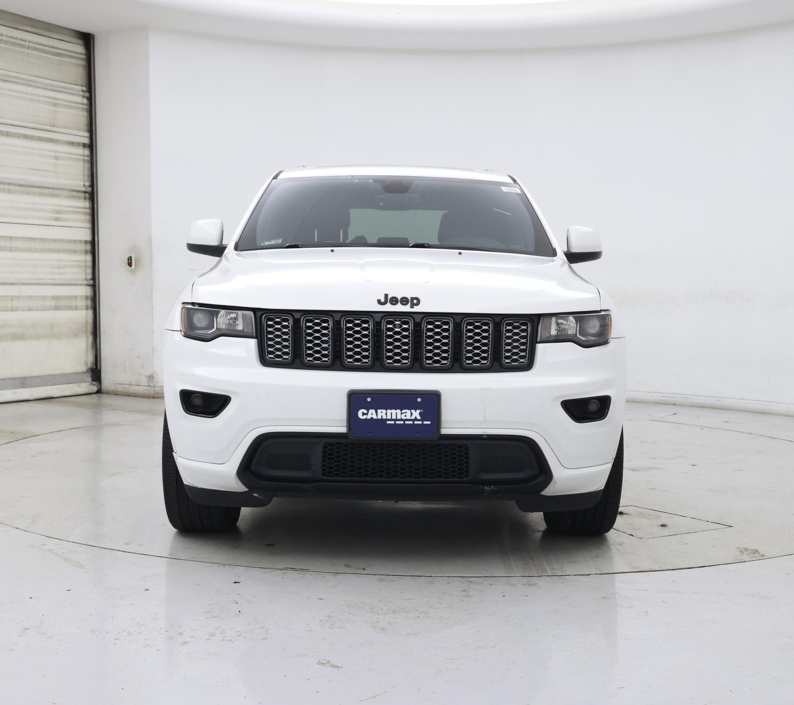 Thumbnail: 2018 Jeep Grand Cherokee - 5