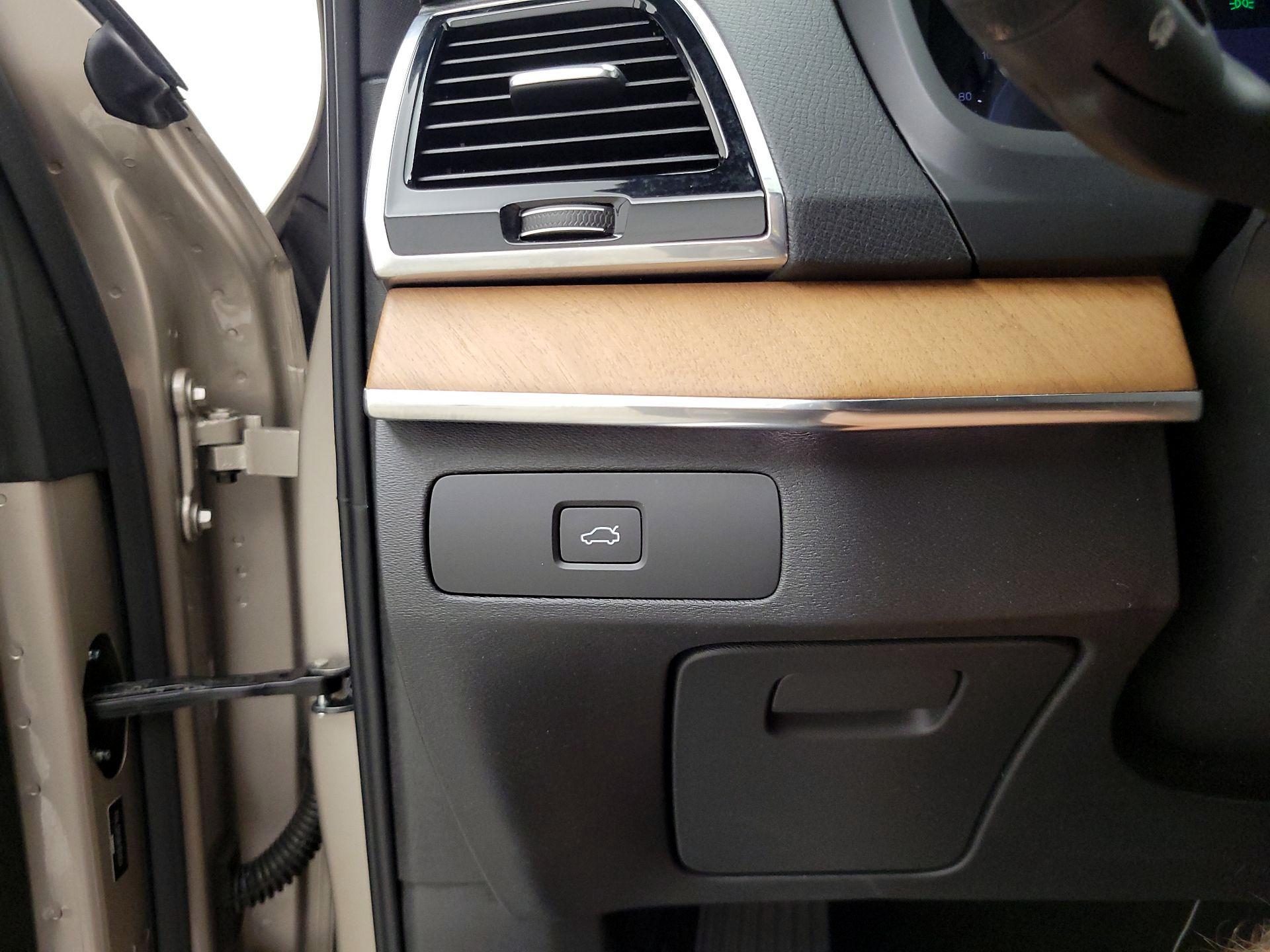 Thumbnail: 2024 Volvo XC90 - 13