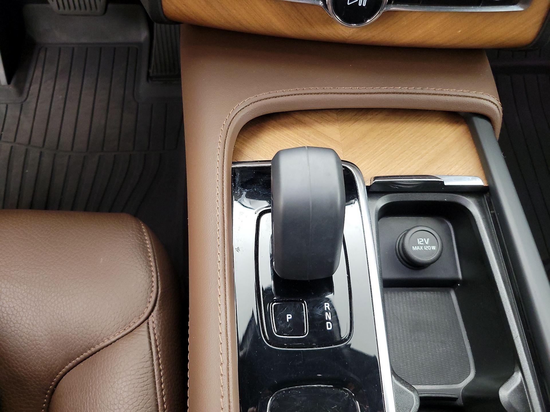 Thumbnail: 2024 Volvo XC90 - 17