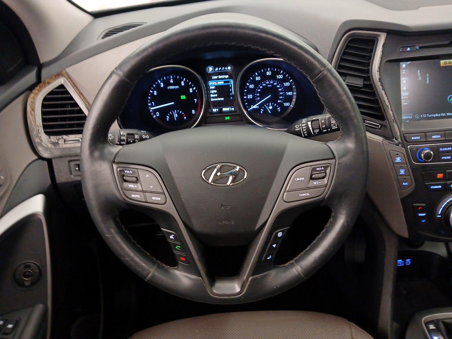 Thumbnail: 2017 Hyundai Santa Fe - 10