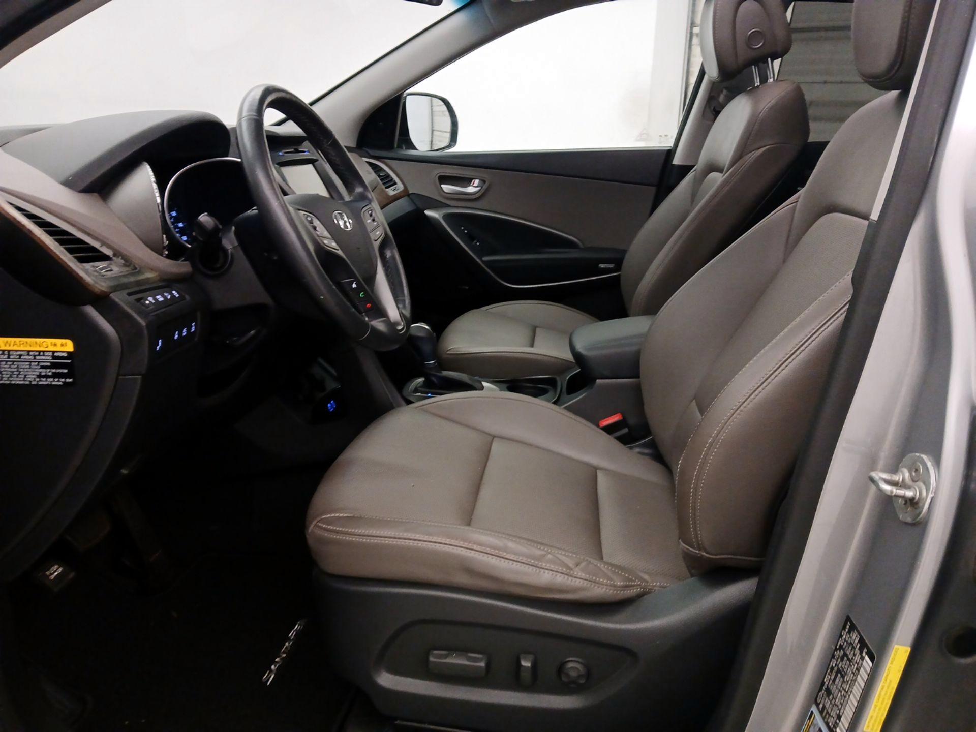 Thumbnail: 2017 Hyundai Santa Fe - 11