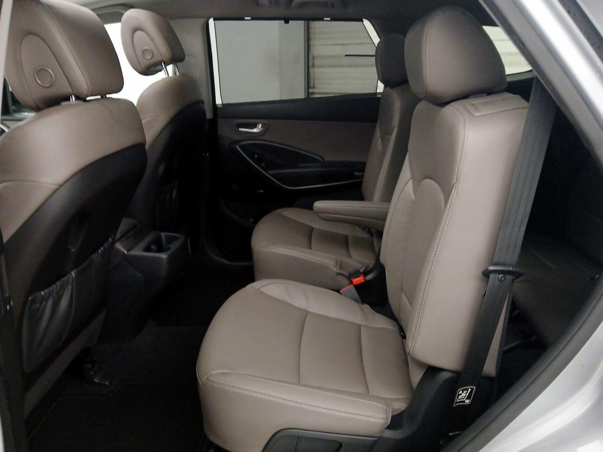 Thumbnail: 2017 Hyundai Santa Fe - 20
