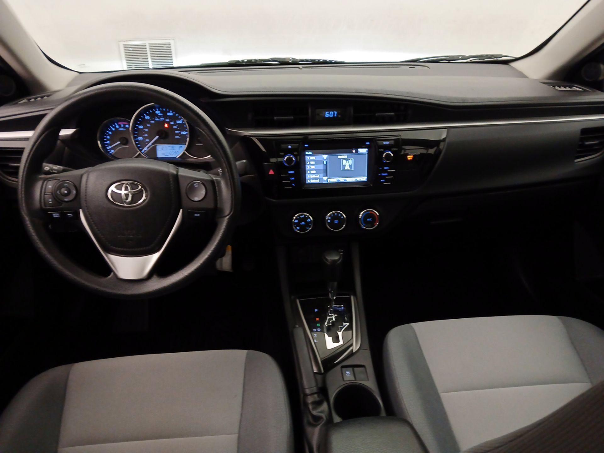 Thumbnail: 2016 Toyota Corolla - 9