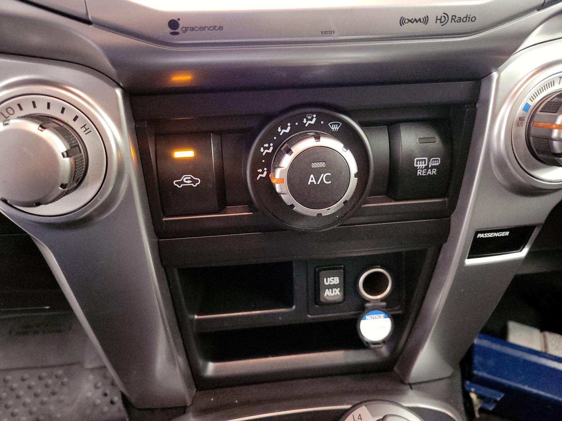 Thumbnail: 2018 Toyota 4Runner - 16