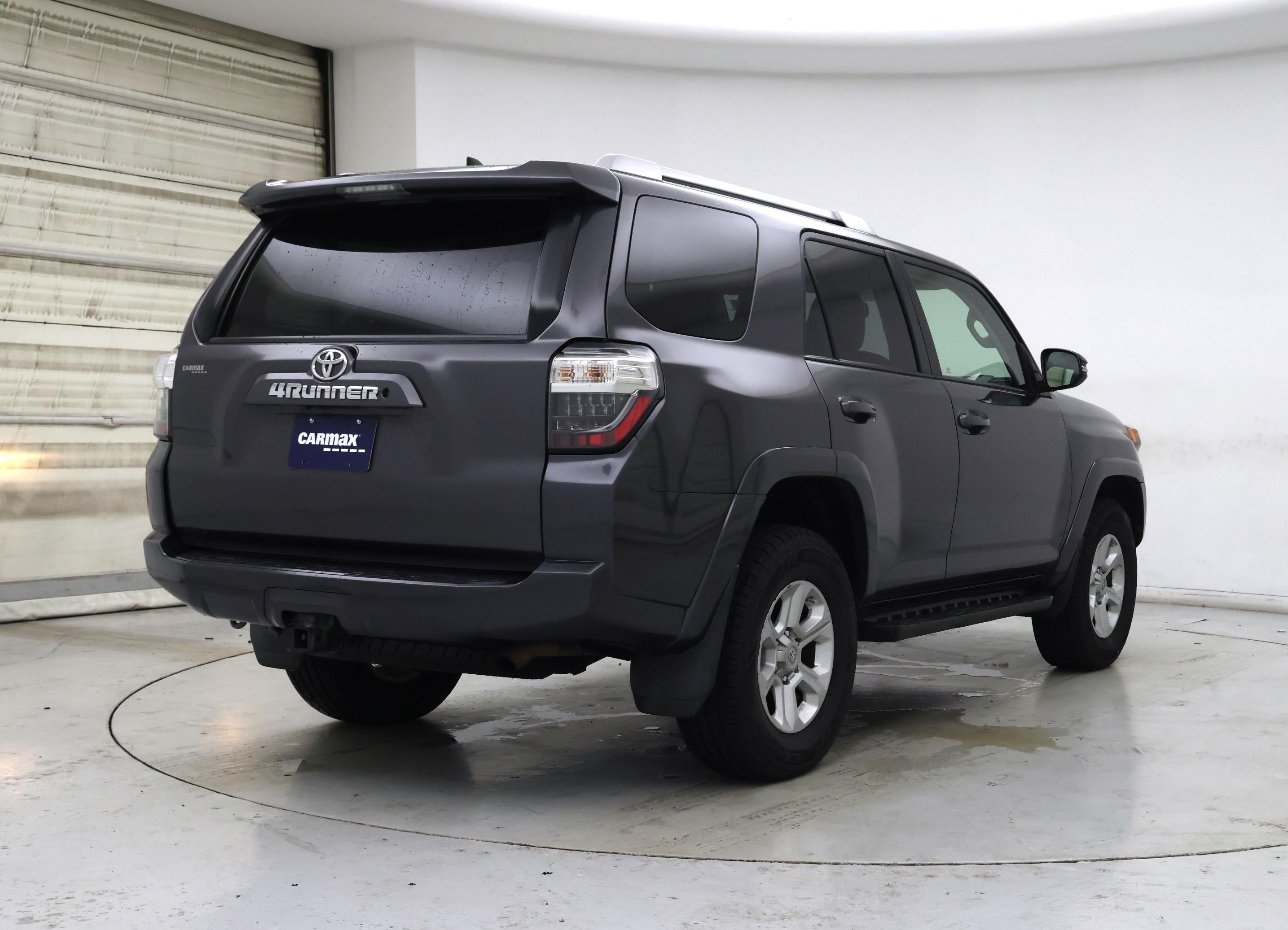 Thumbnail: 2018 Toyota 4Runner - 8