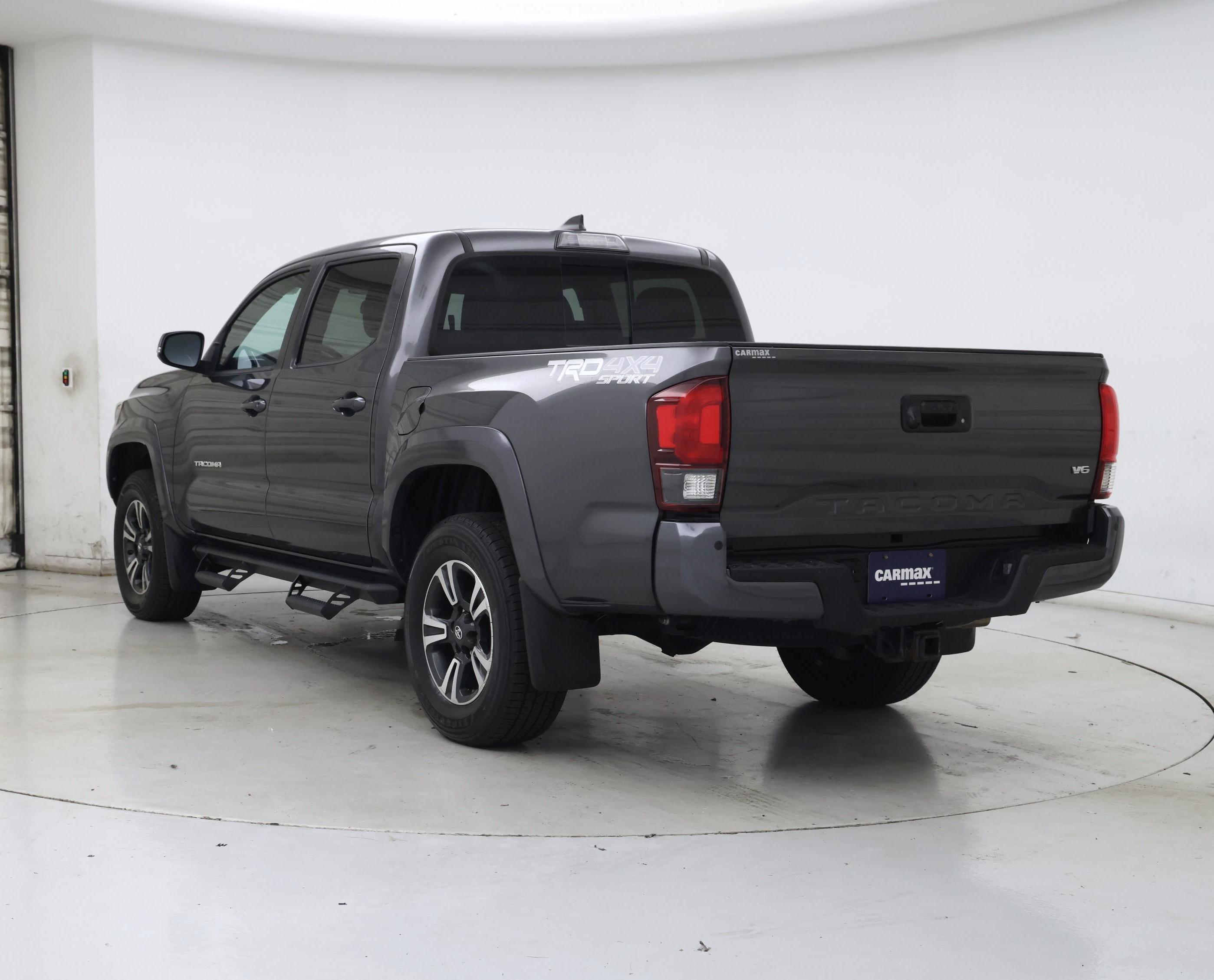 Thumbnail: 2018 Toyota Tacoma - 2