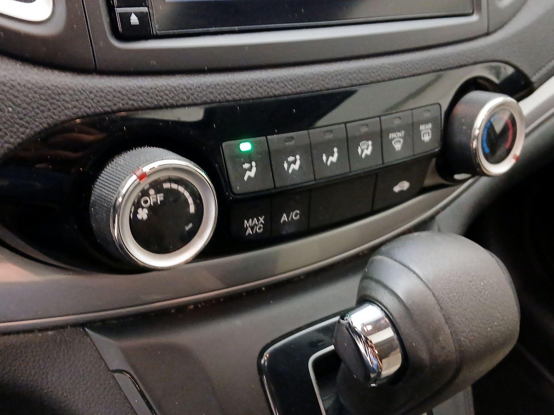 Thumbnail: 2015 Honda CR-V - 16