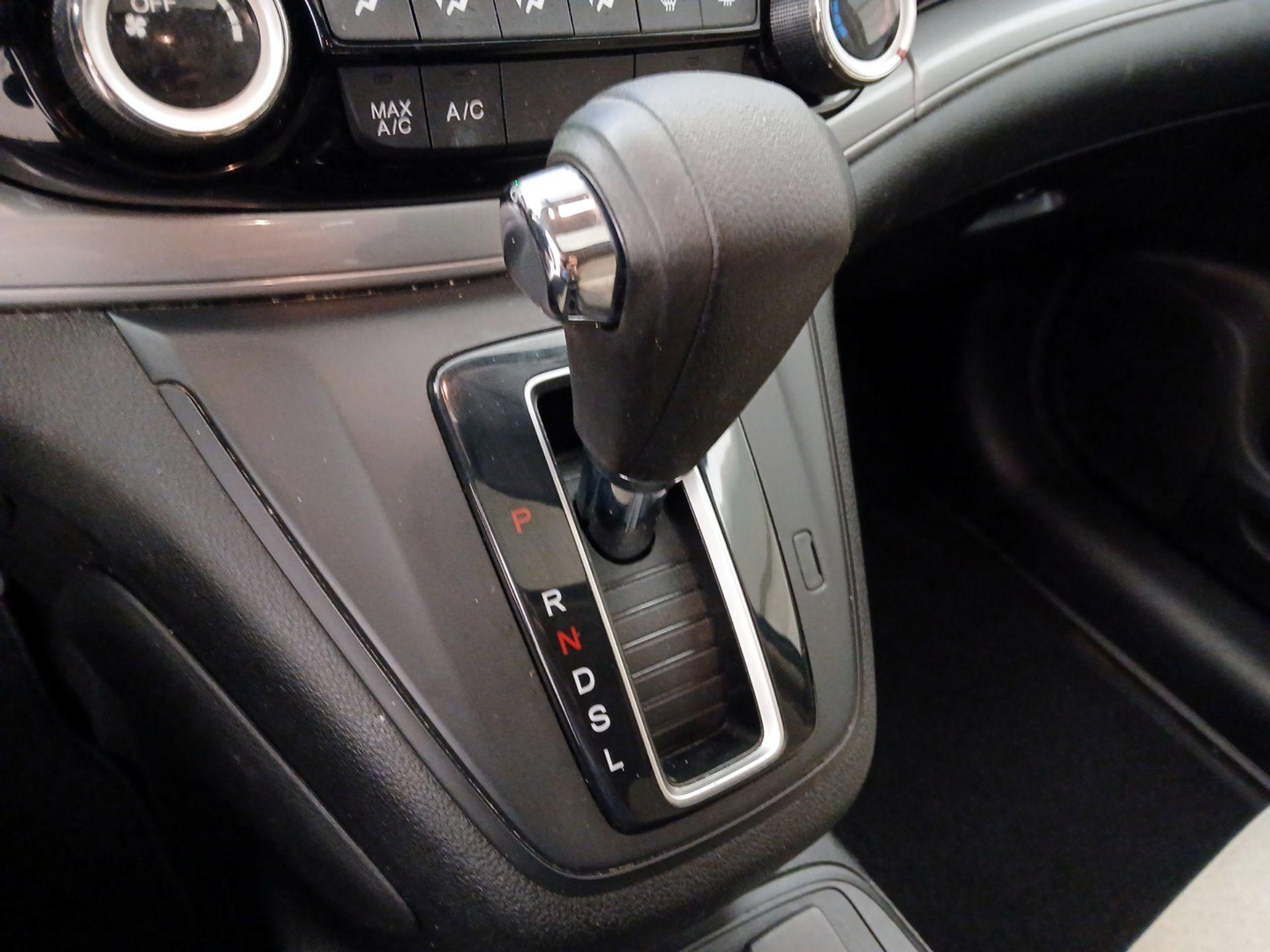 Thumbnail: 2015 Honda CR-V - 17