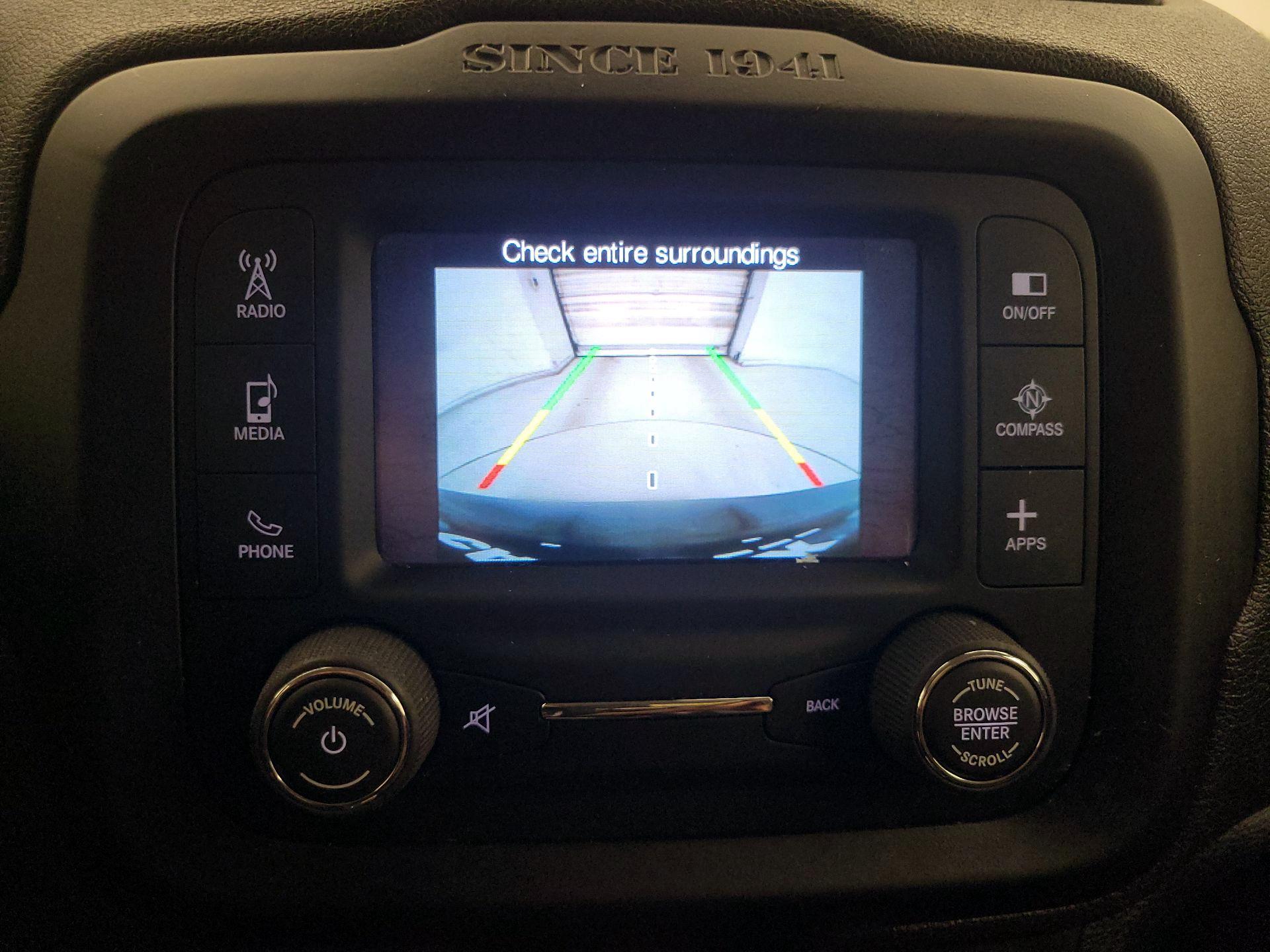 Thumbnail: 2017 Jeep Renegade - 14