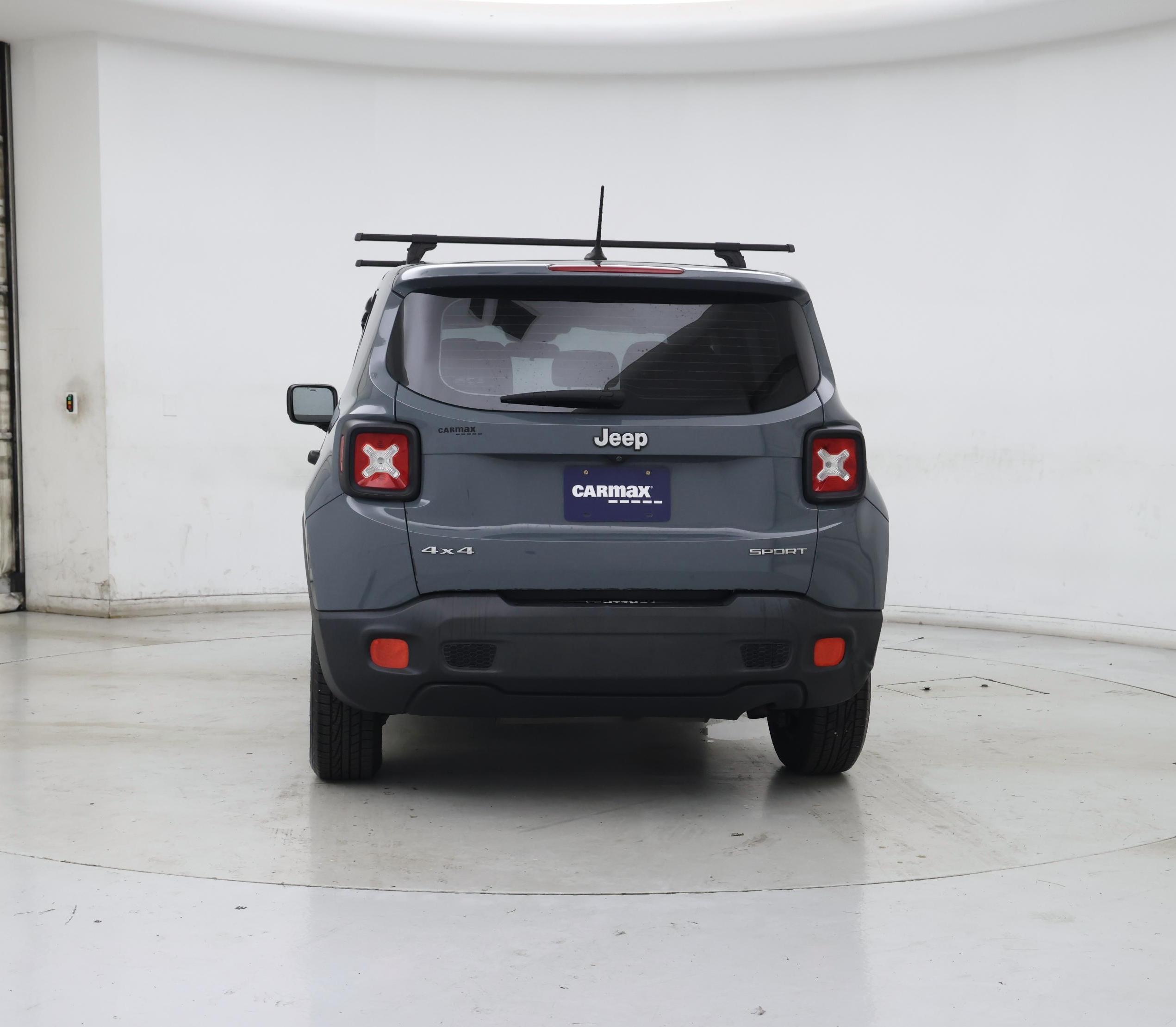 Thumbnail: 2017 Jeep Renegade - 6