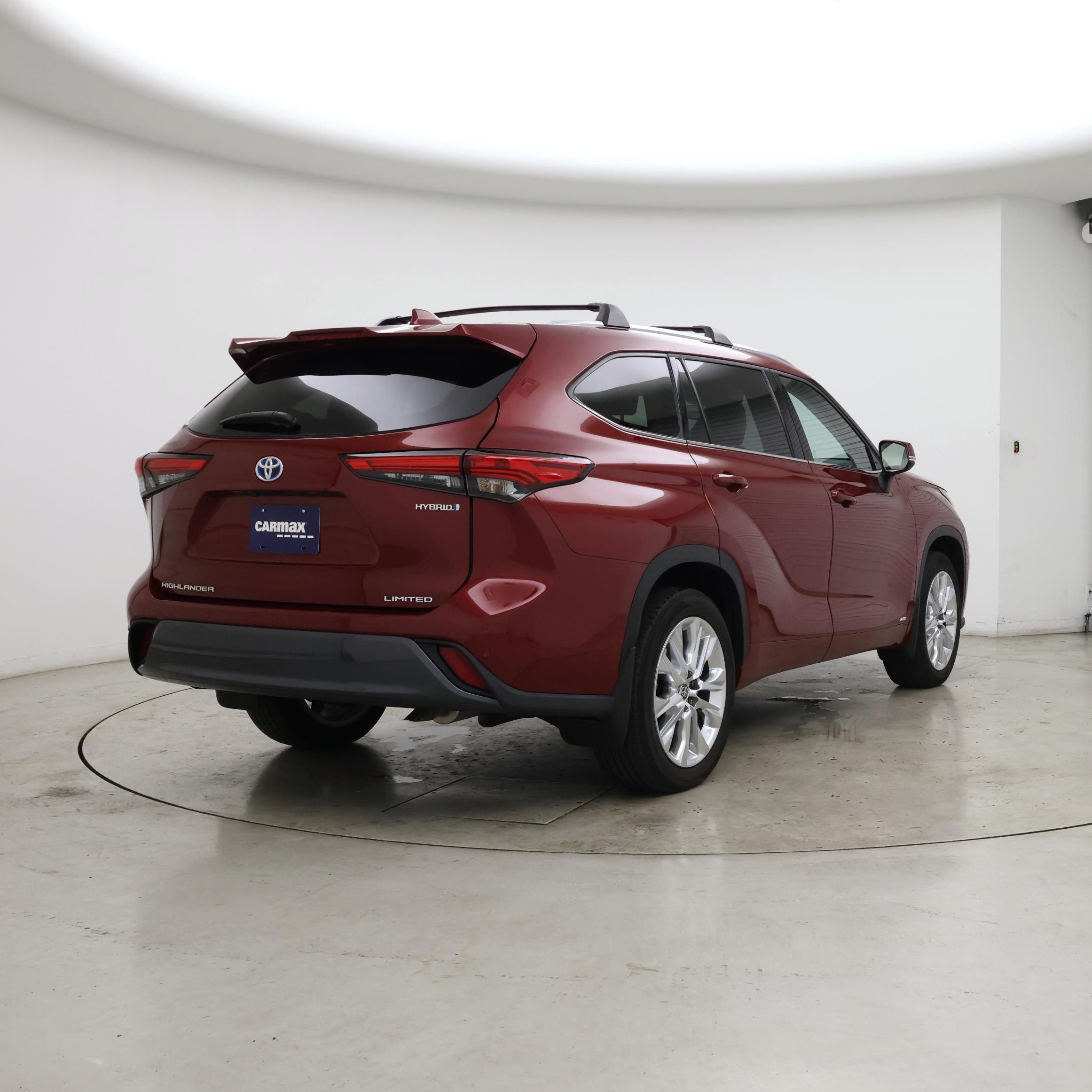 Thumbnail: 2023 Toyota Highlander - 8