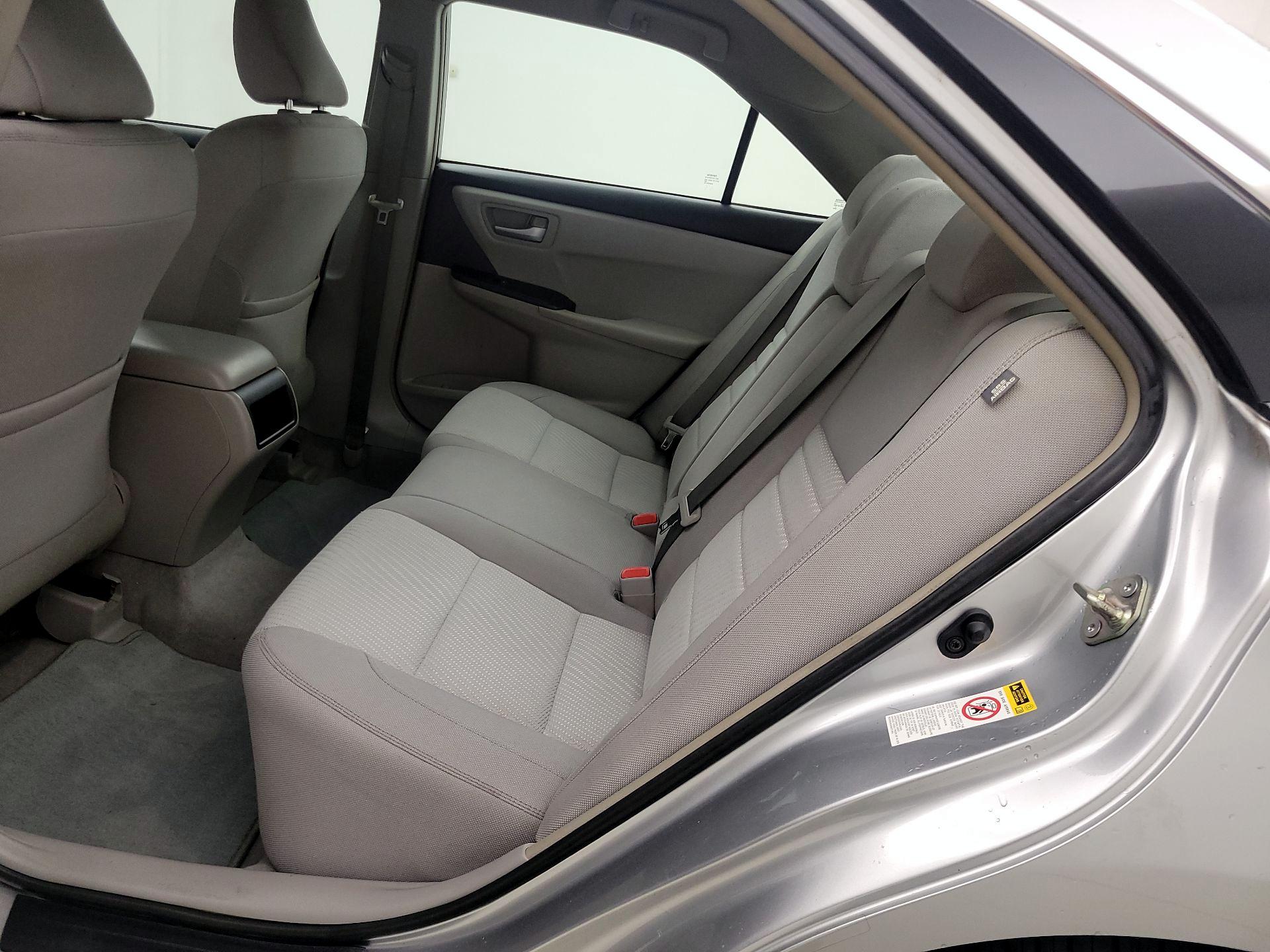 Thumbnail: 2016 Toyota Camry - 19