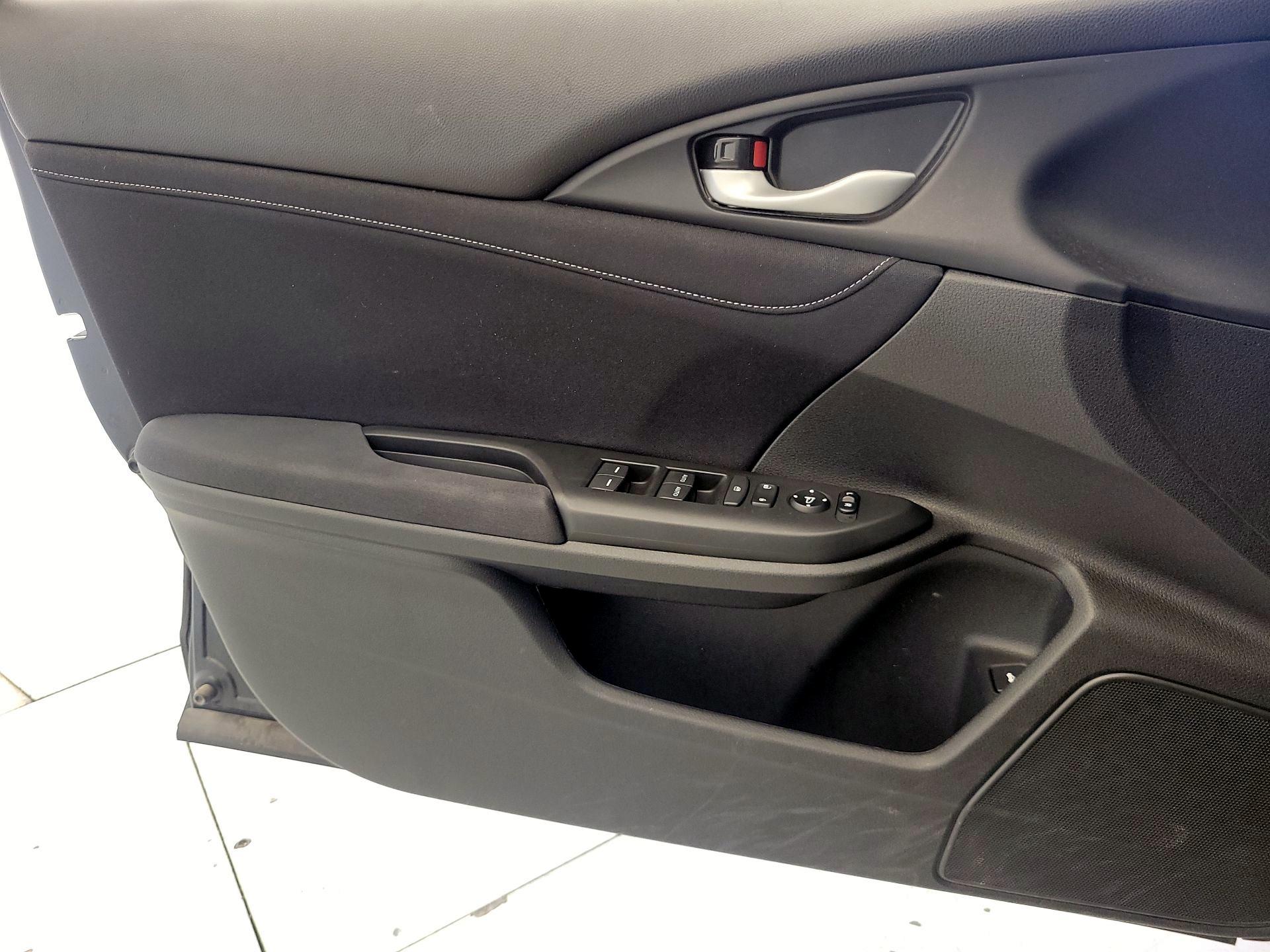 Thumbnail: 2022 Honda Insight - 12