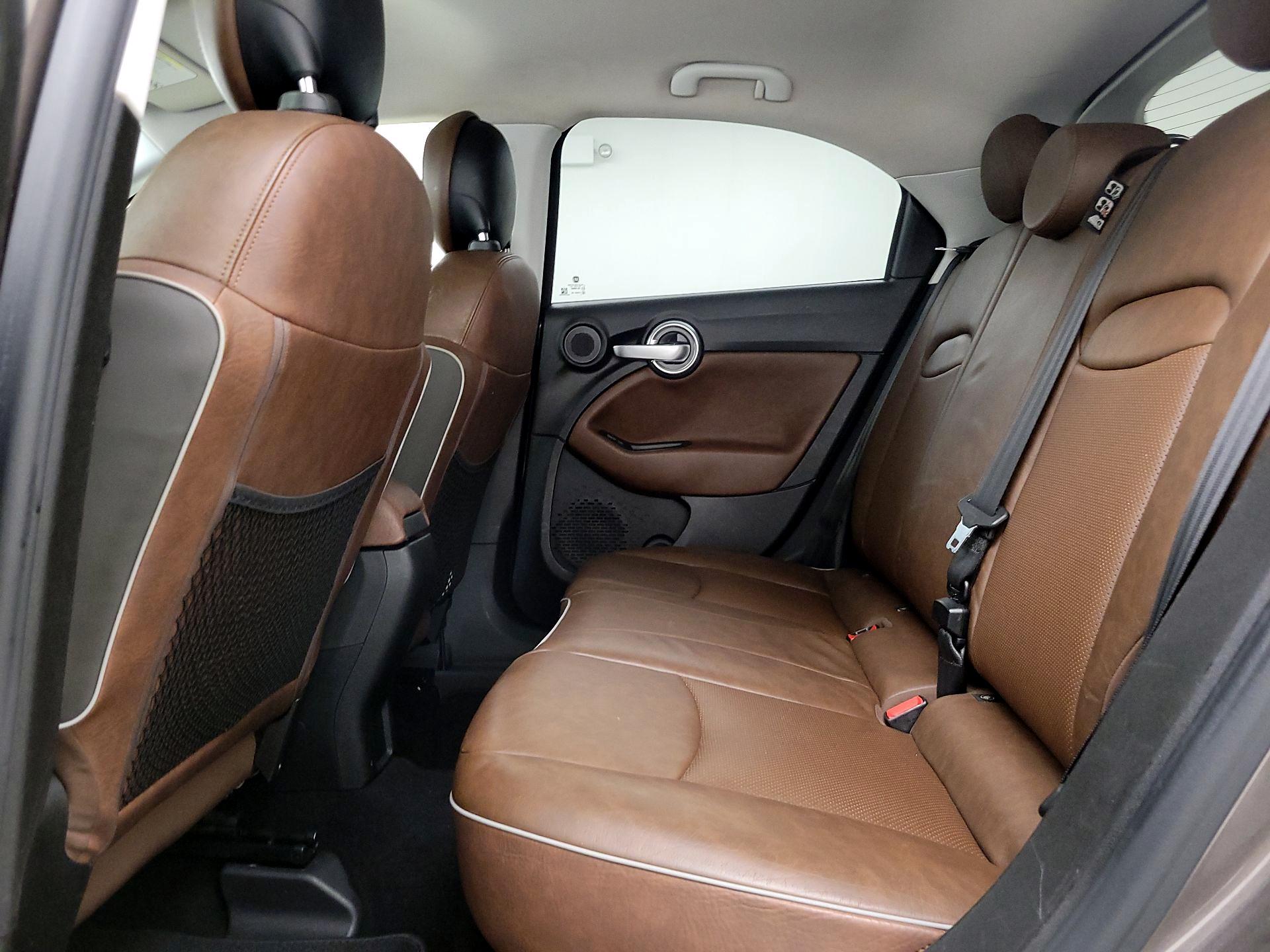 Thumbnail: 2016 Fiat 500X - 19