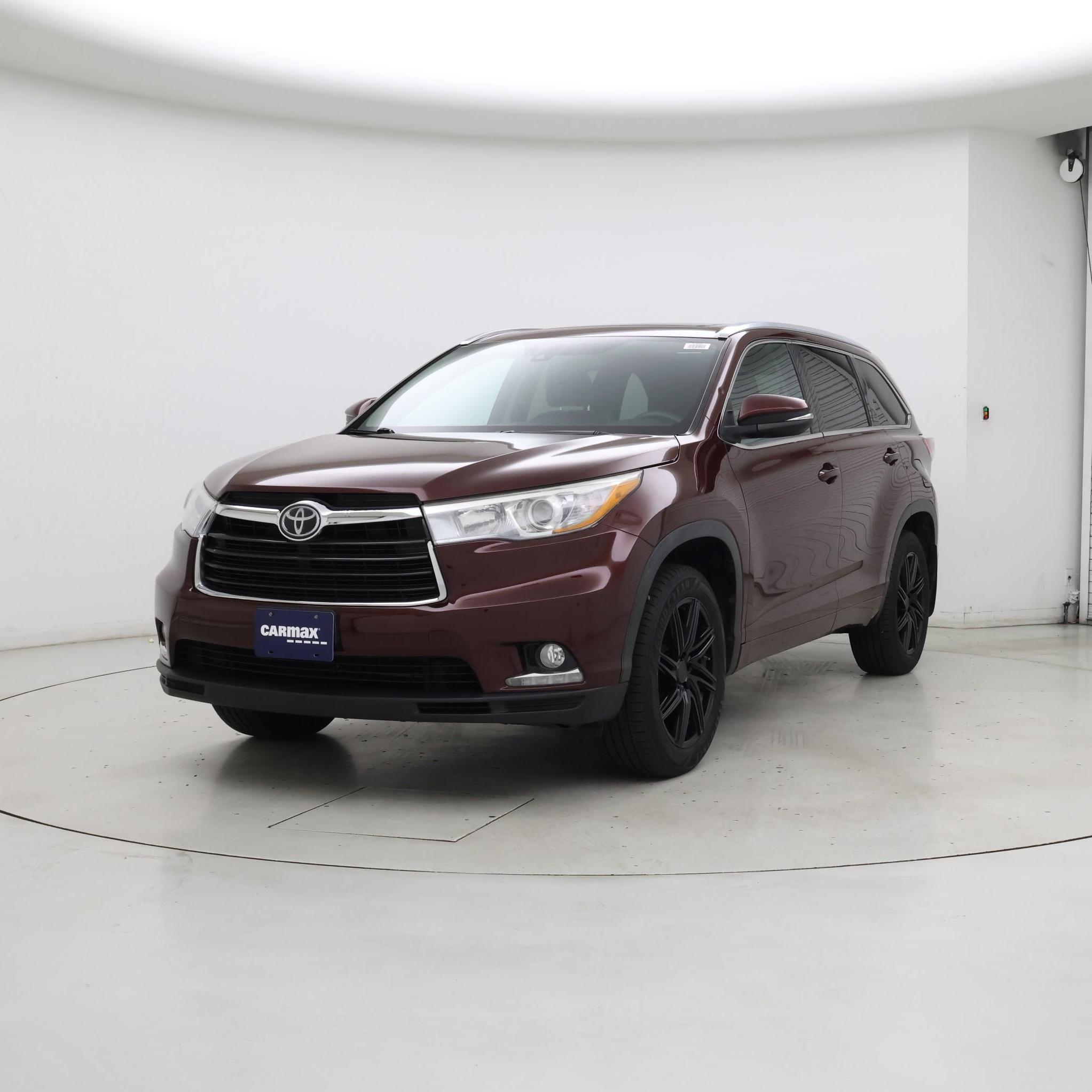Thumbnail: 2016 Toyota Highlander - 4