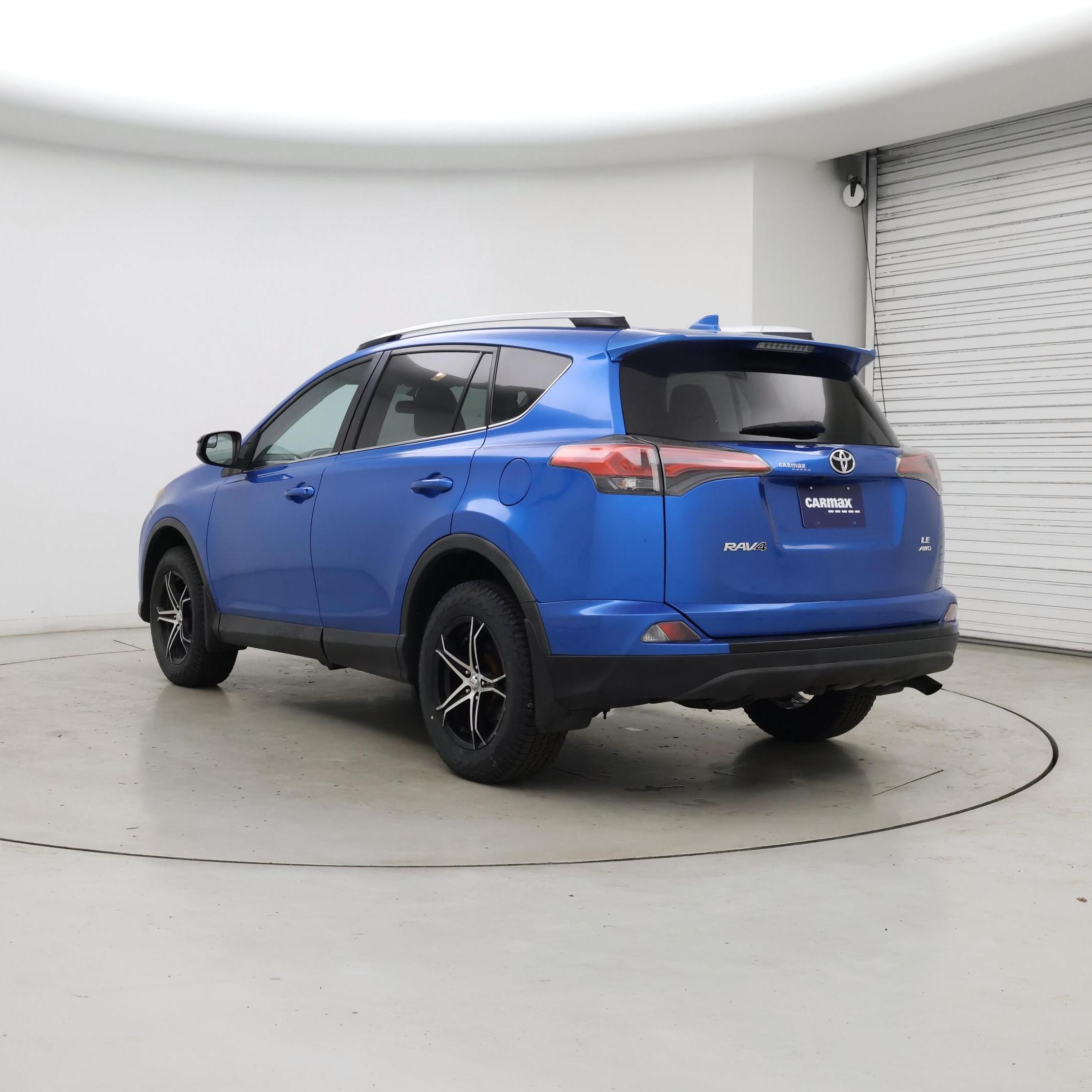 Thumbnail: 2016 Toyota RAV4 - 2