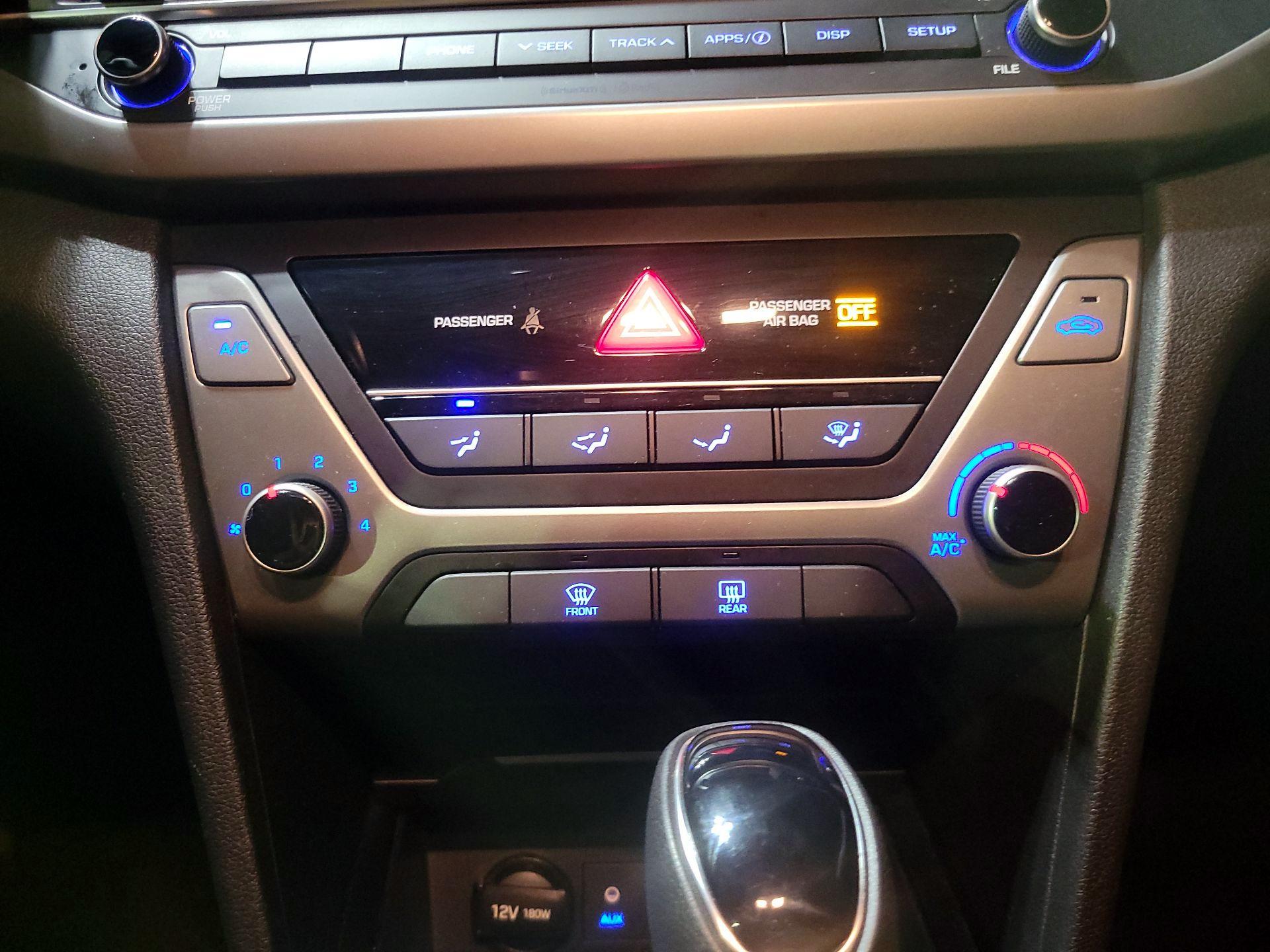Thumbnail: 2018 Hyundai Elantra - 14