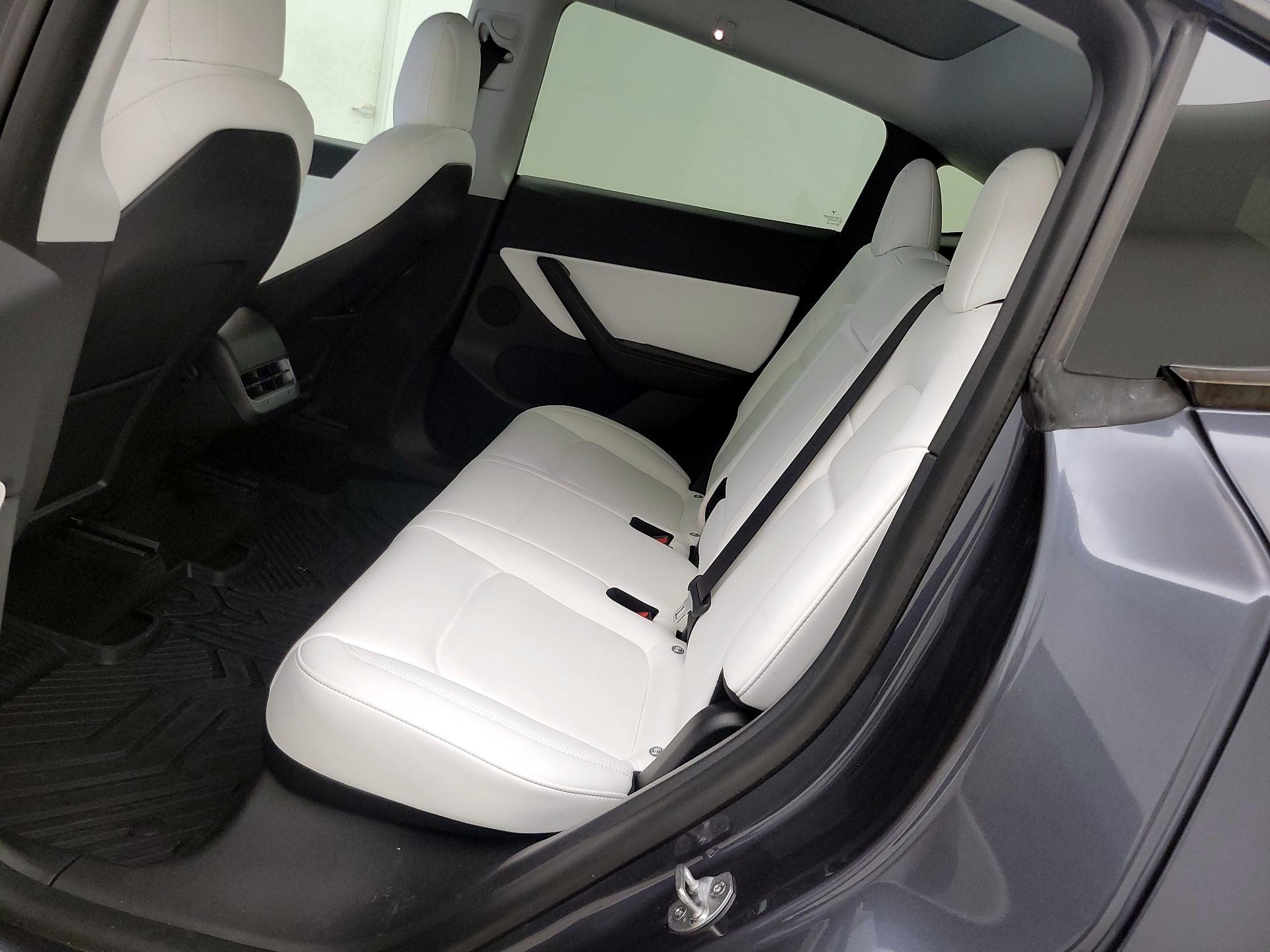 Thumbnail: 2021 Tesla Model Y - 19