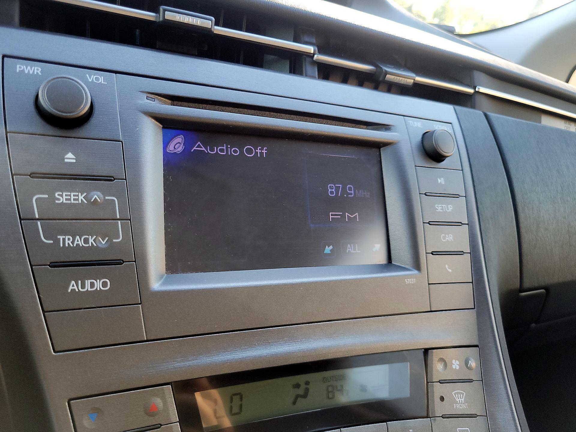 Thumbnail: 2014 Toyota Prius - 12