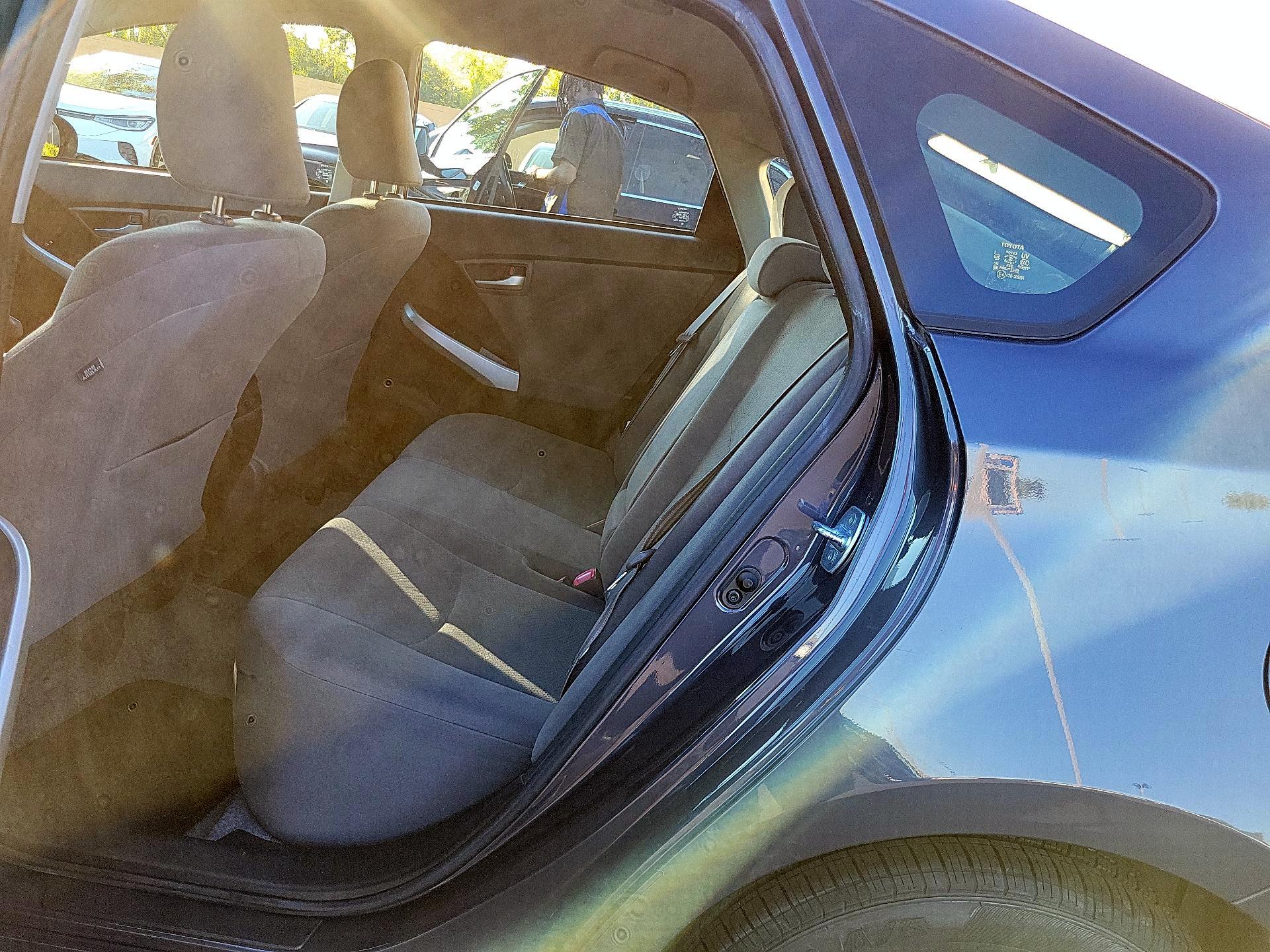 Thumbnail: 2014 Toyota Prius - 16