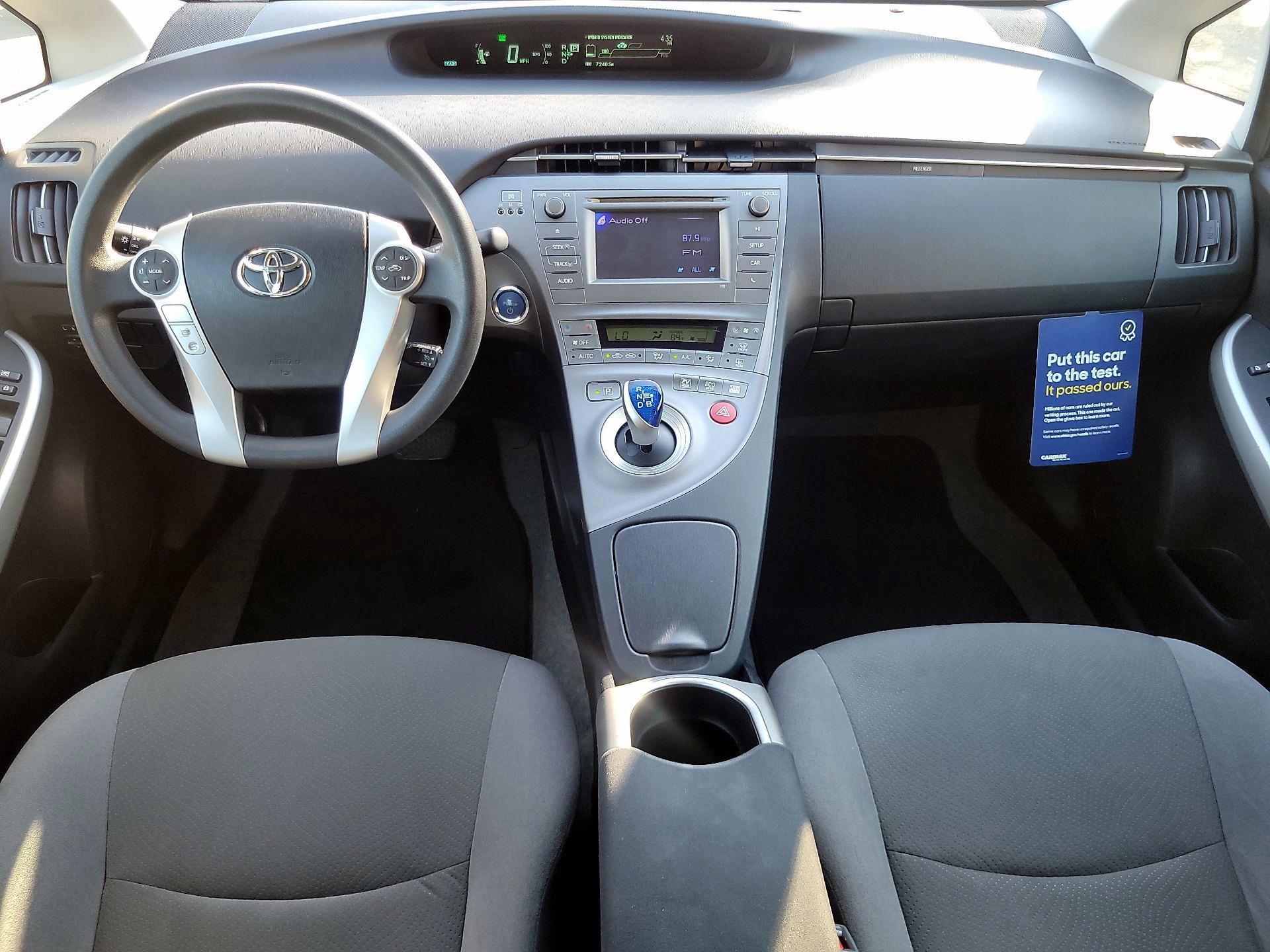 Thumbnail: 2014 Toyota Prius - 8