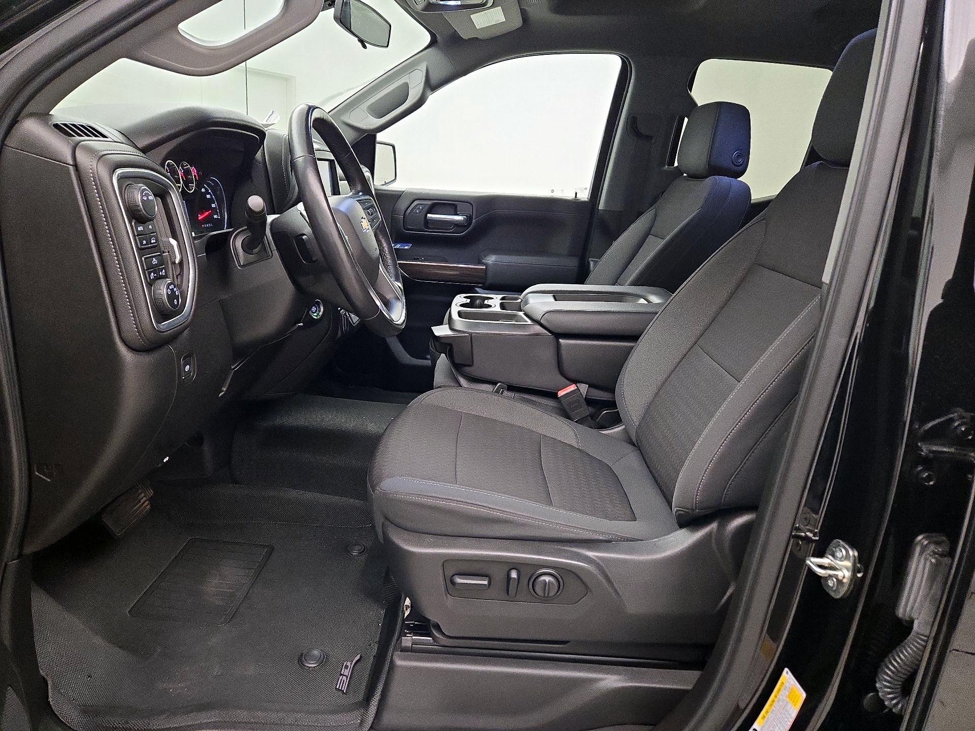 Thumbnail: 2020 Chevrolet Silverado 1500 - 11