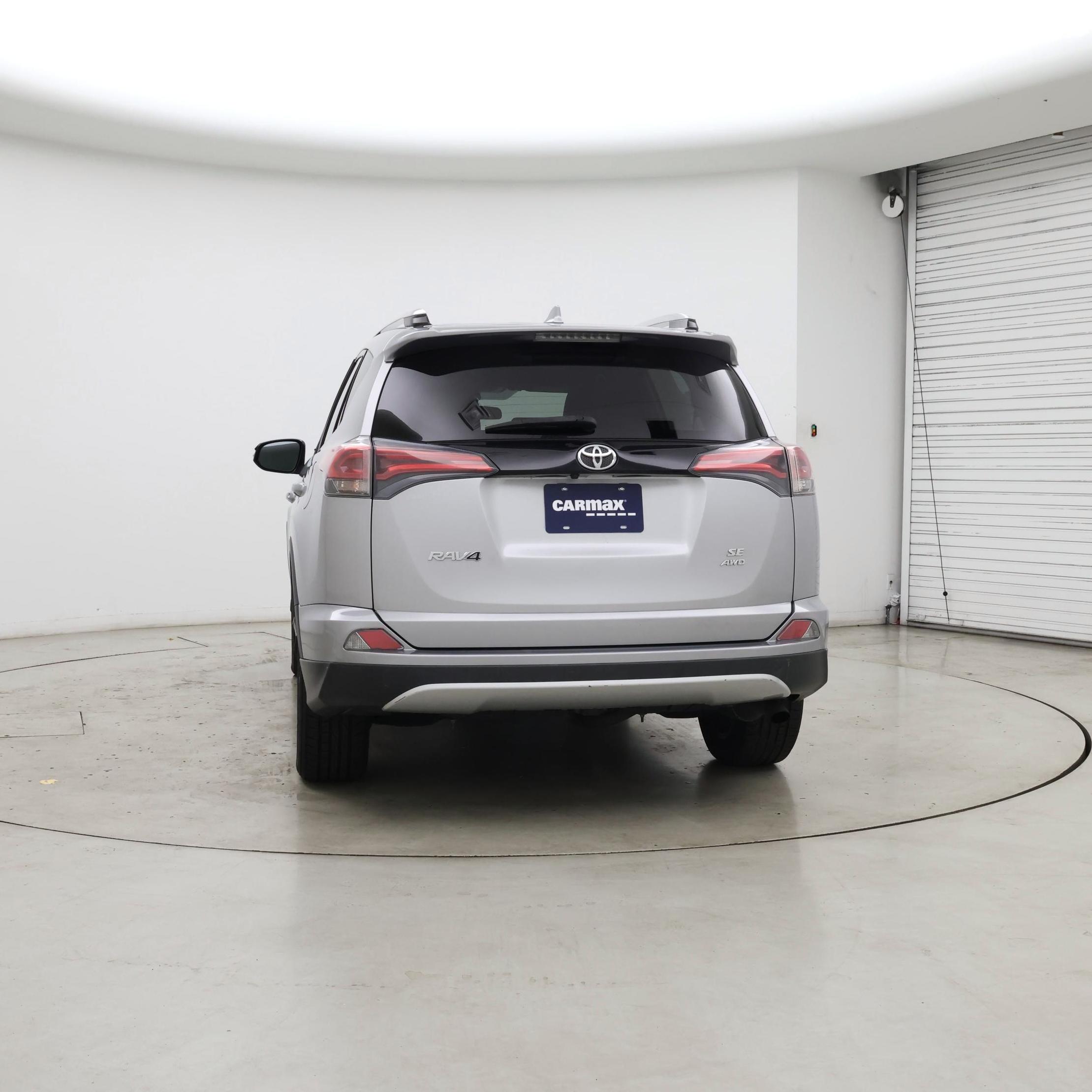 Thumbnail: 2016 Toyota RAV4 - 6