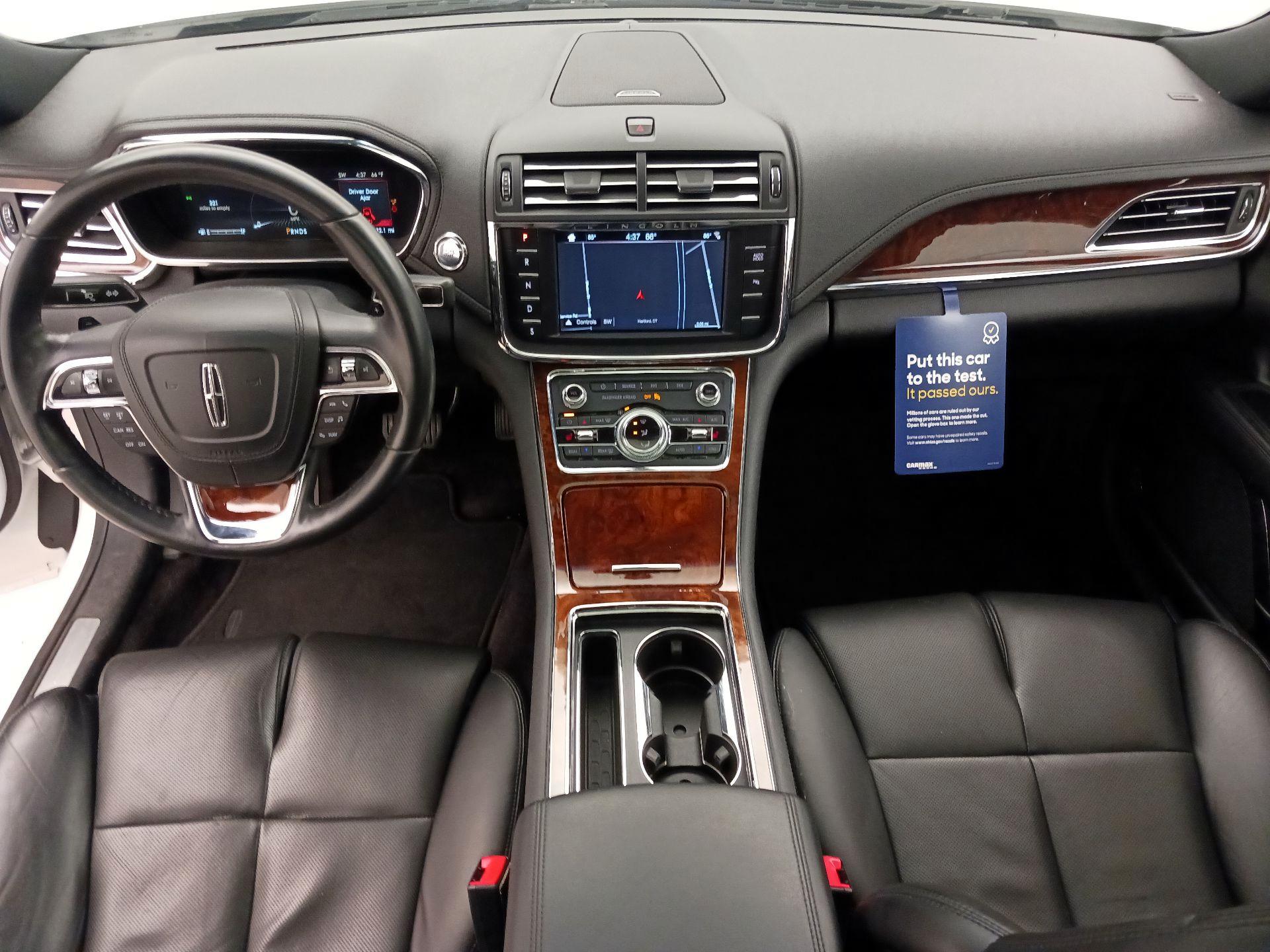 Thumbnail: 2017 Lincoln Continental - 9