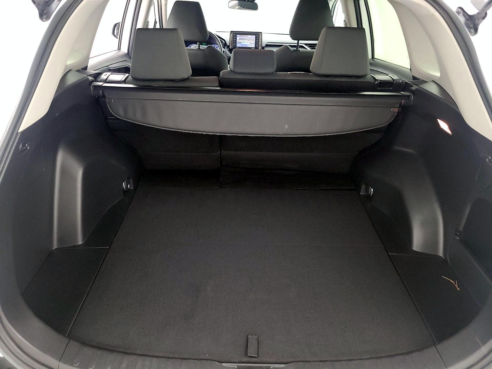 Thumbnail: 2021 Toyota RAV4 - 20