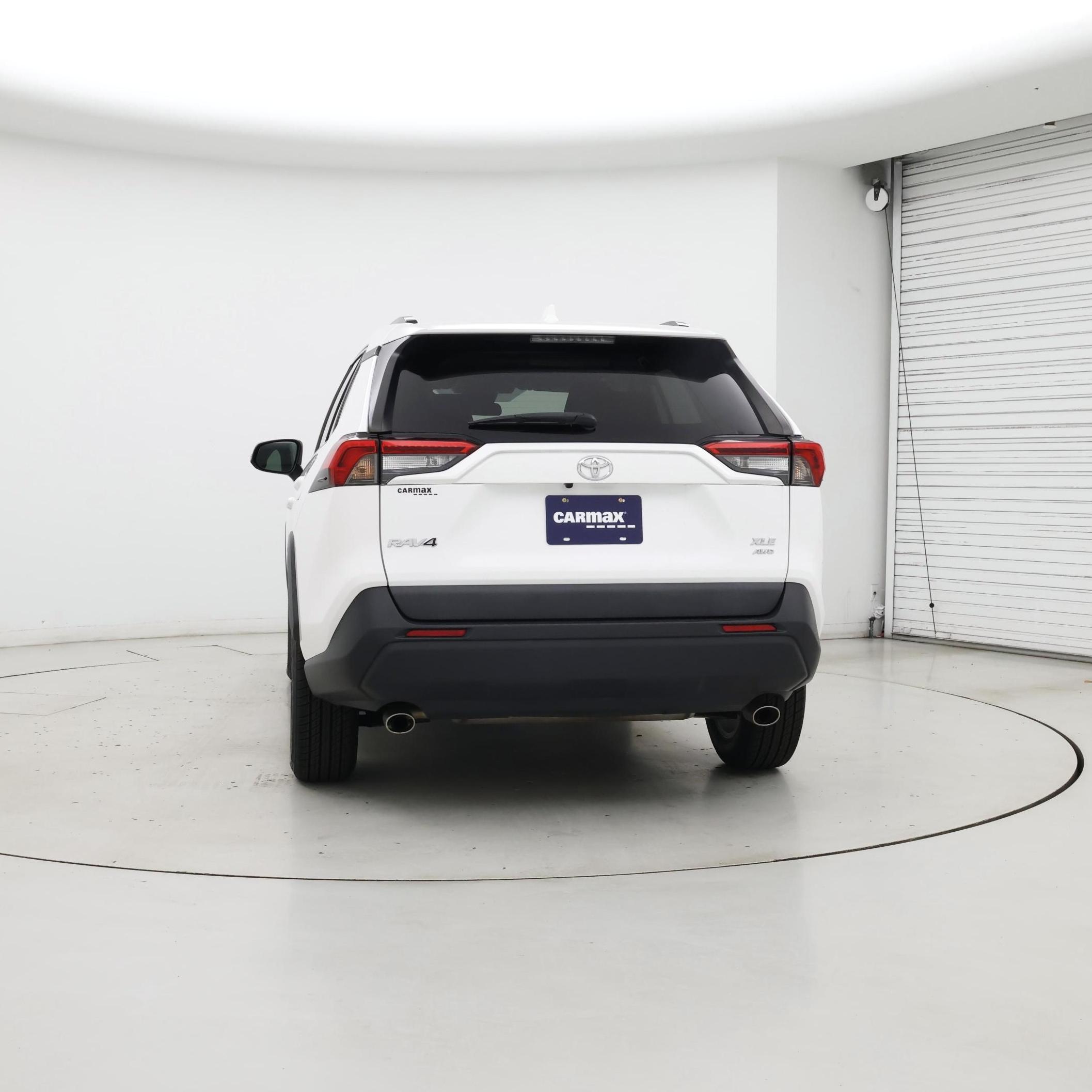 Thumbnail: 2021 Toyota RAV4 - 6