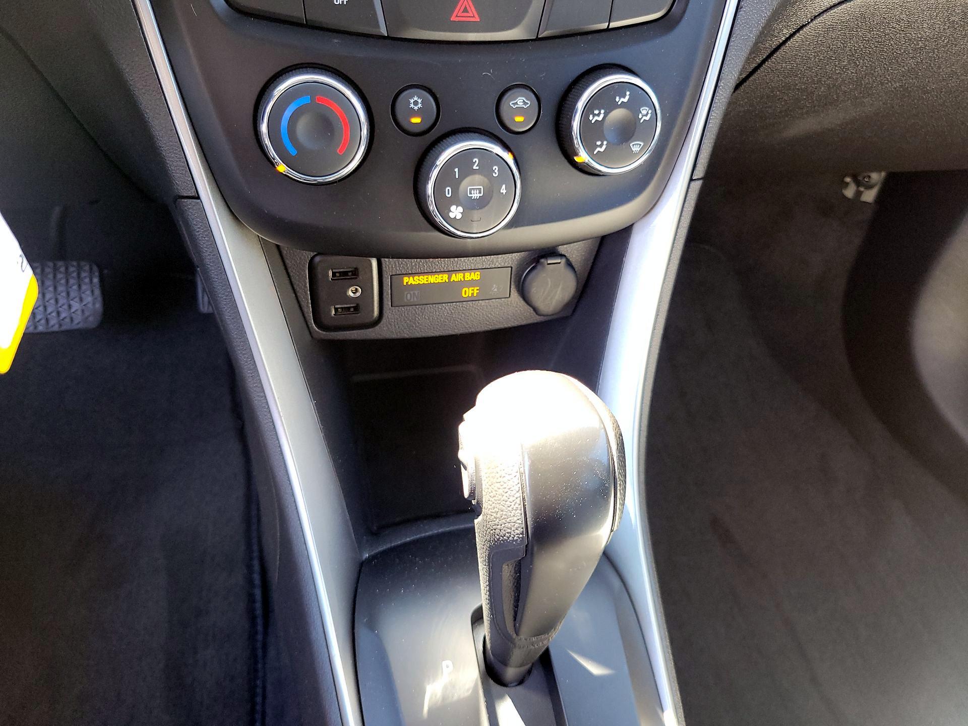 Thumbnail: 2019 Chevrolet Trax - 14