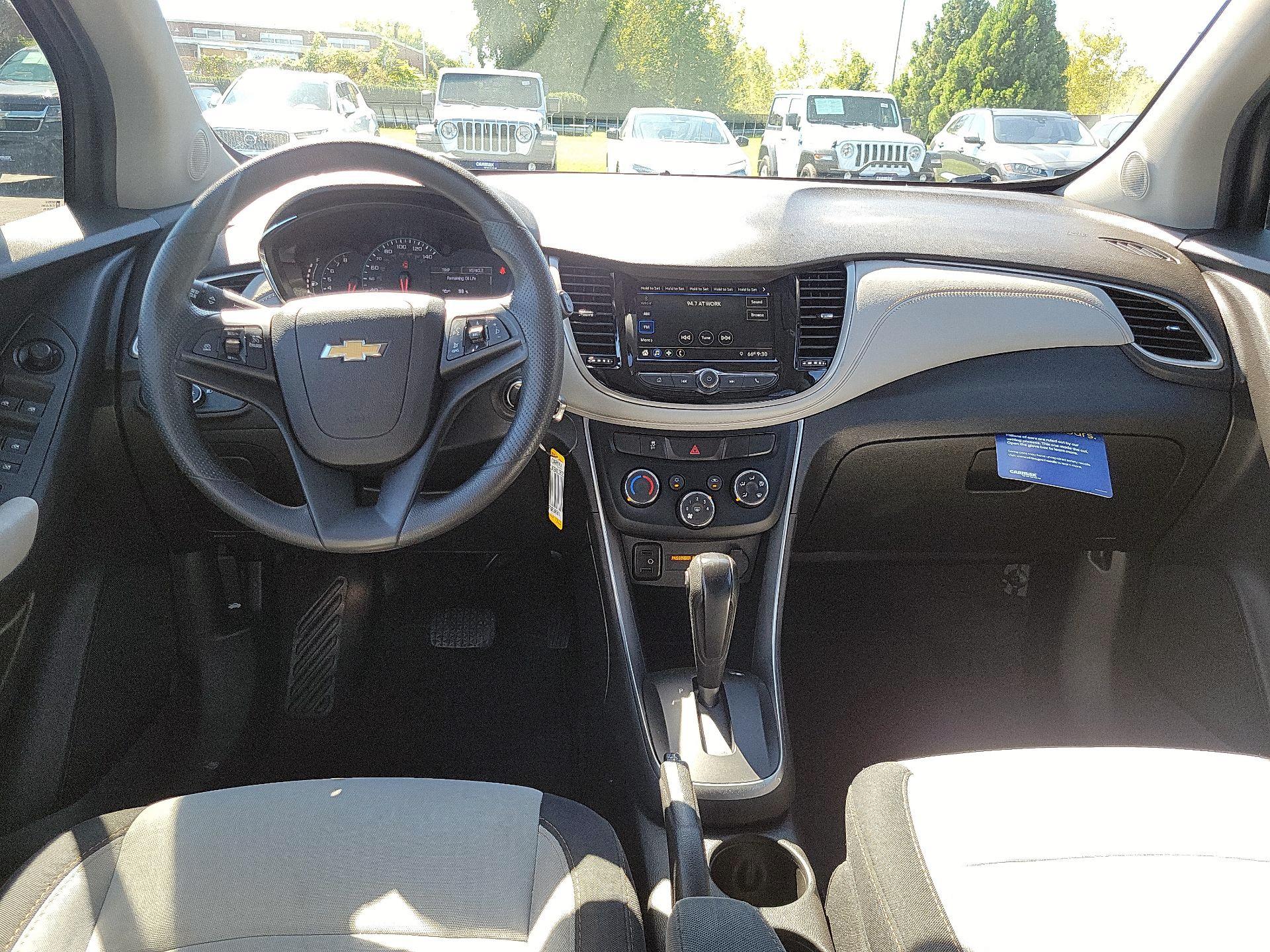 Thumbnail: 2019 Chevrolet Trax - 8