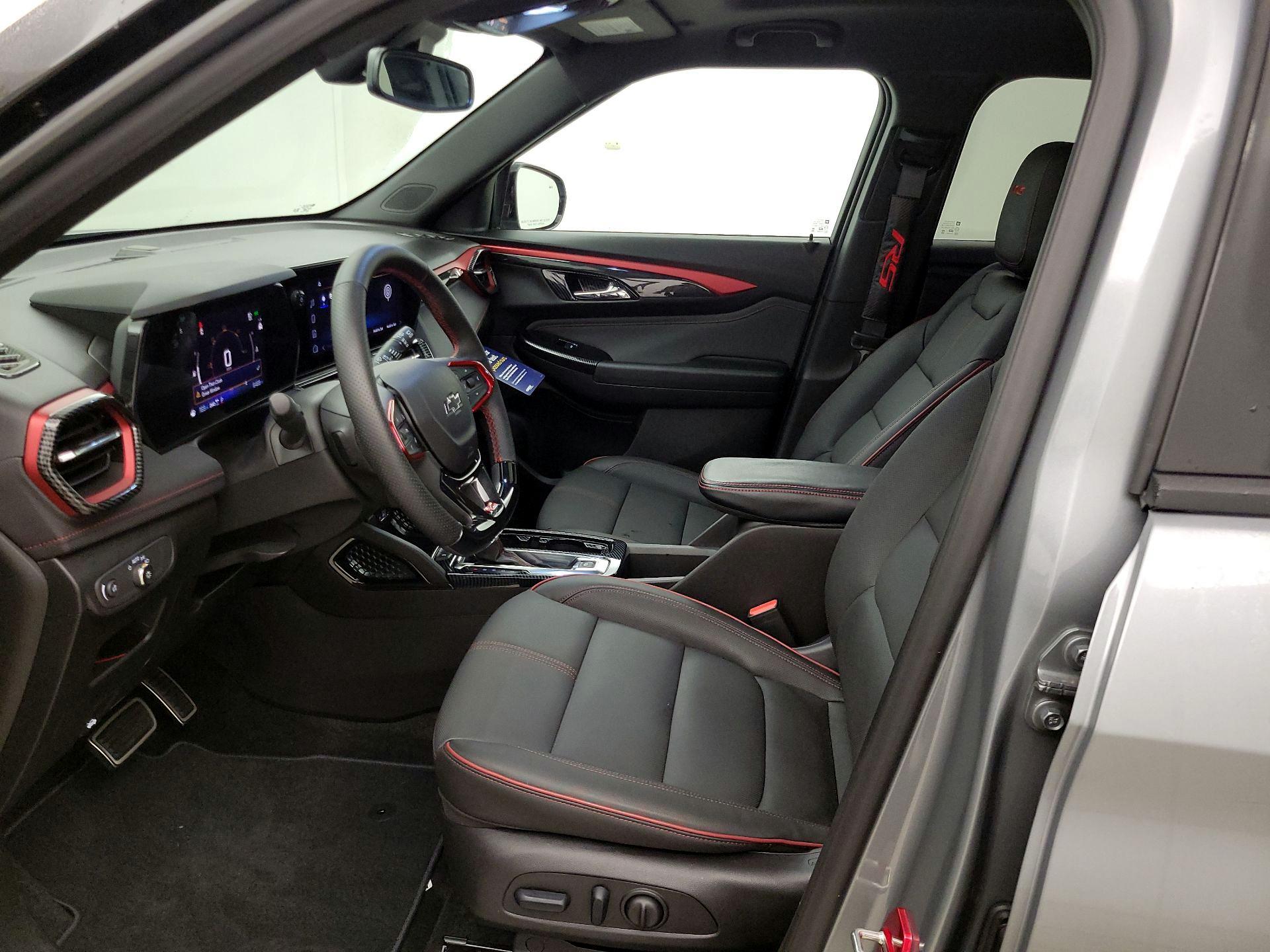 Thumbnail: 2025 Chevrolet TrailBlazer - 11