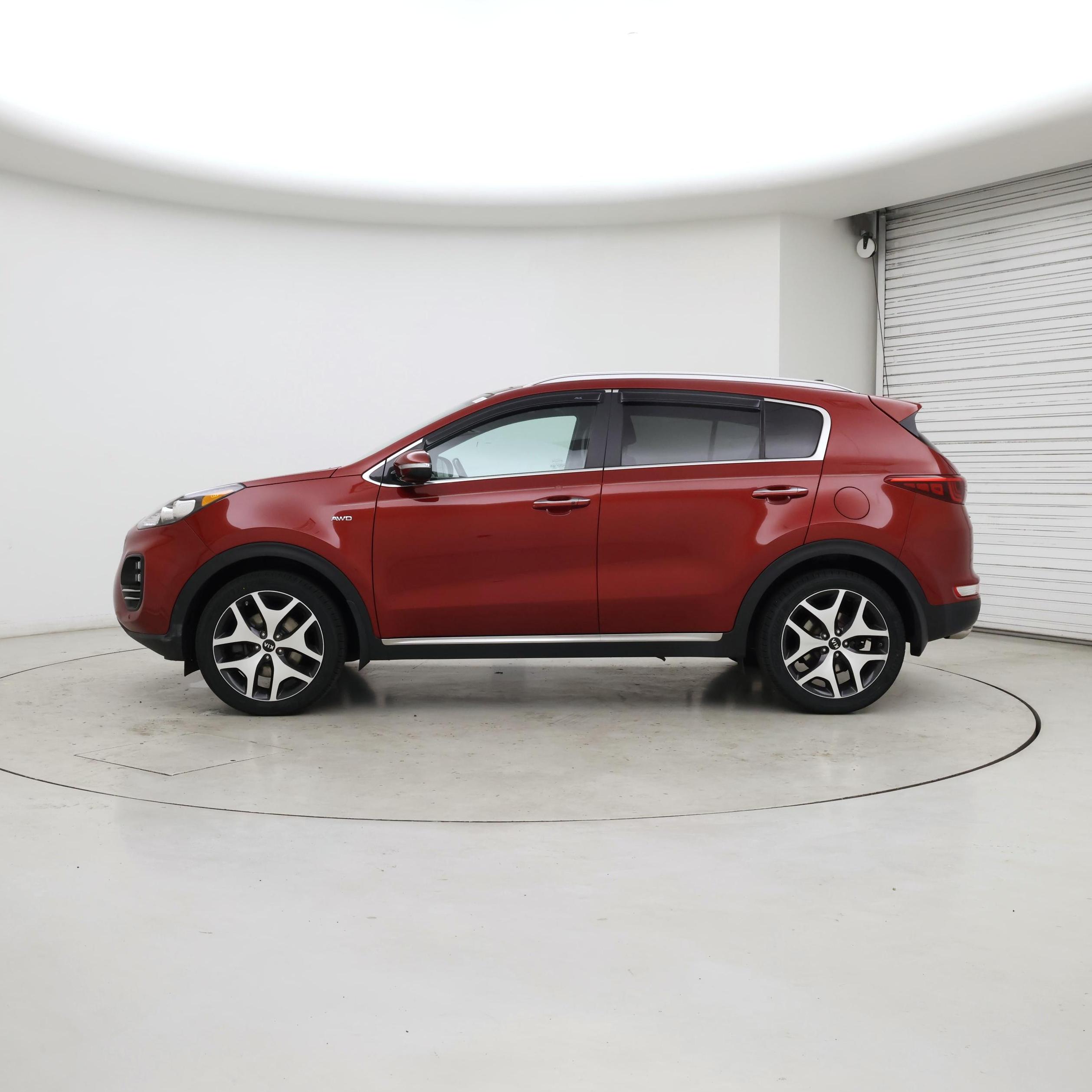 Thumbnail: 2017 Kia Sportage - 3