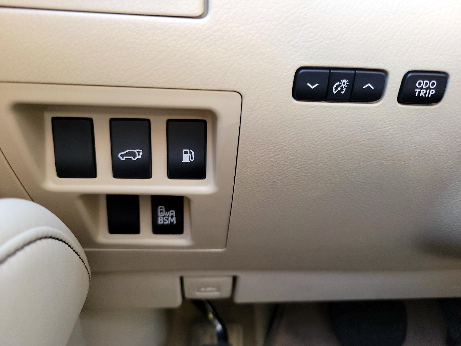 Thumbnail: 2015 Lexus RX - 11