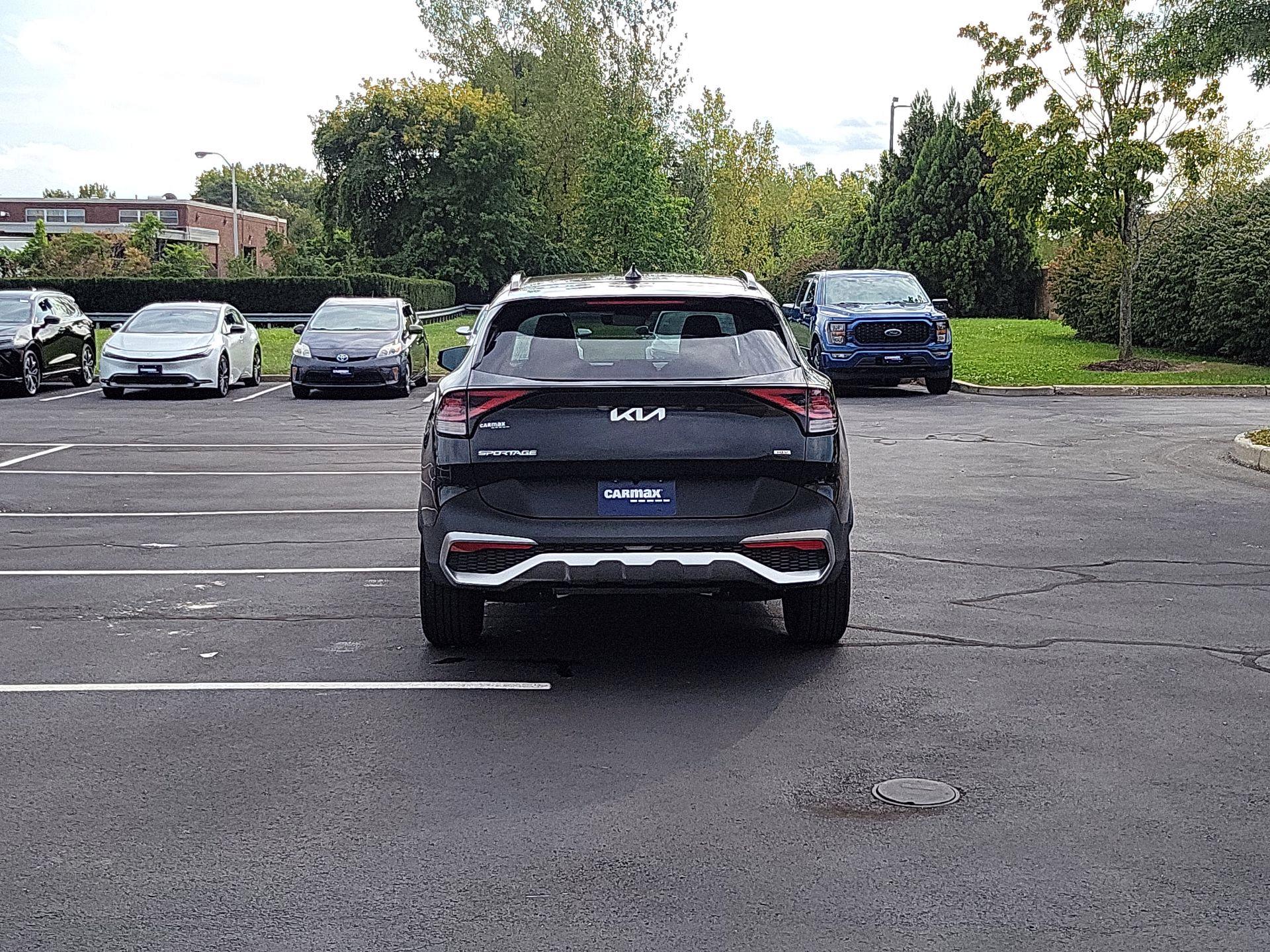 Thumbnail: 2023 Kia Sportage - 6