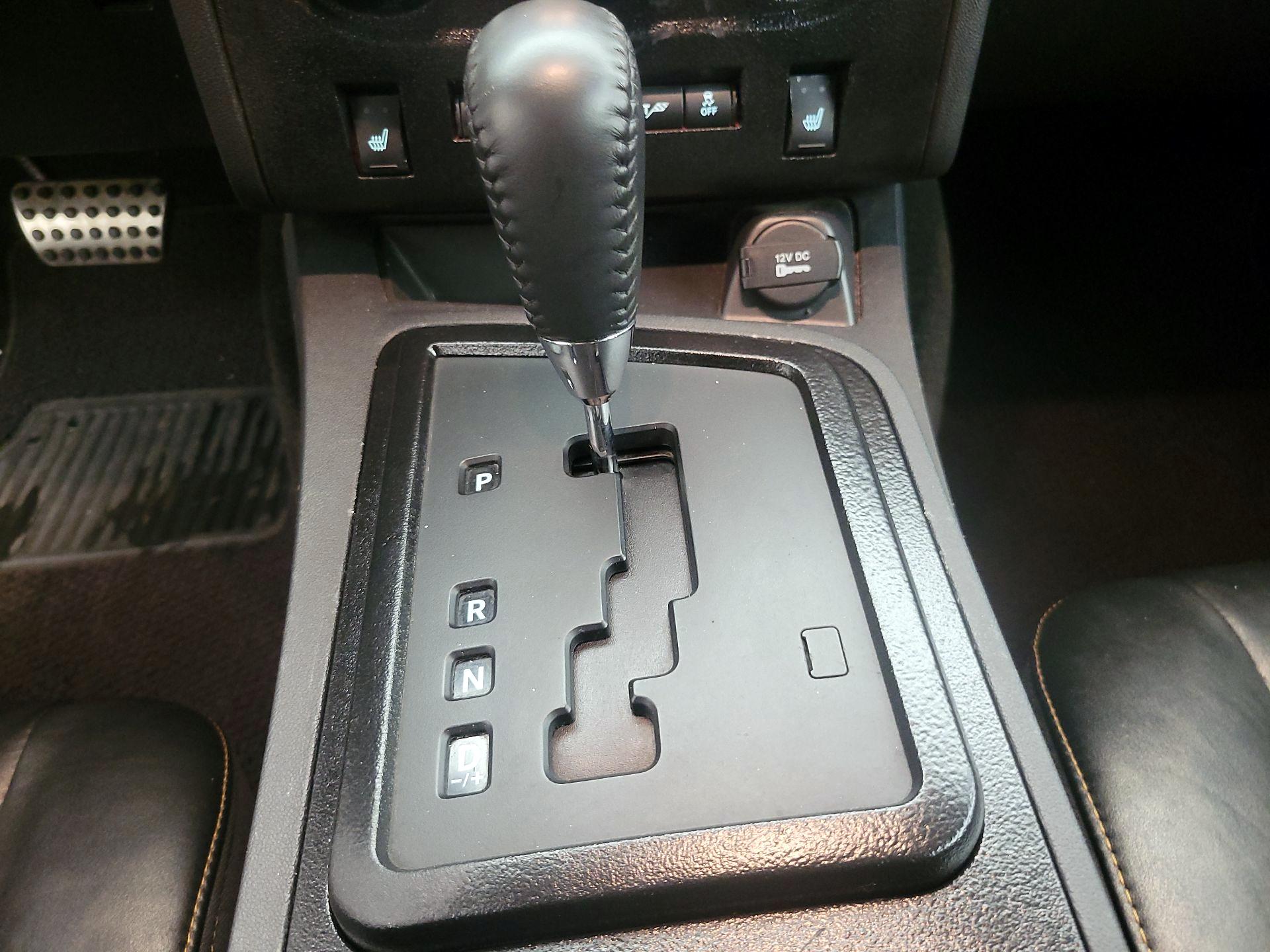 Thumbnail: 2014 Dodge Challenger - 16