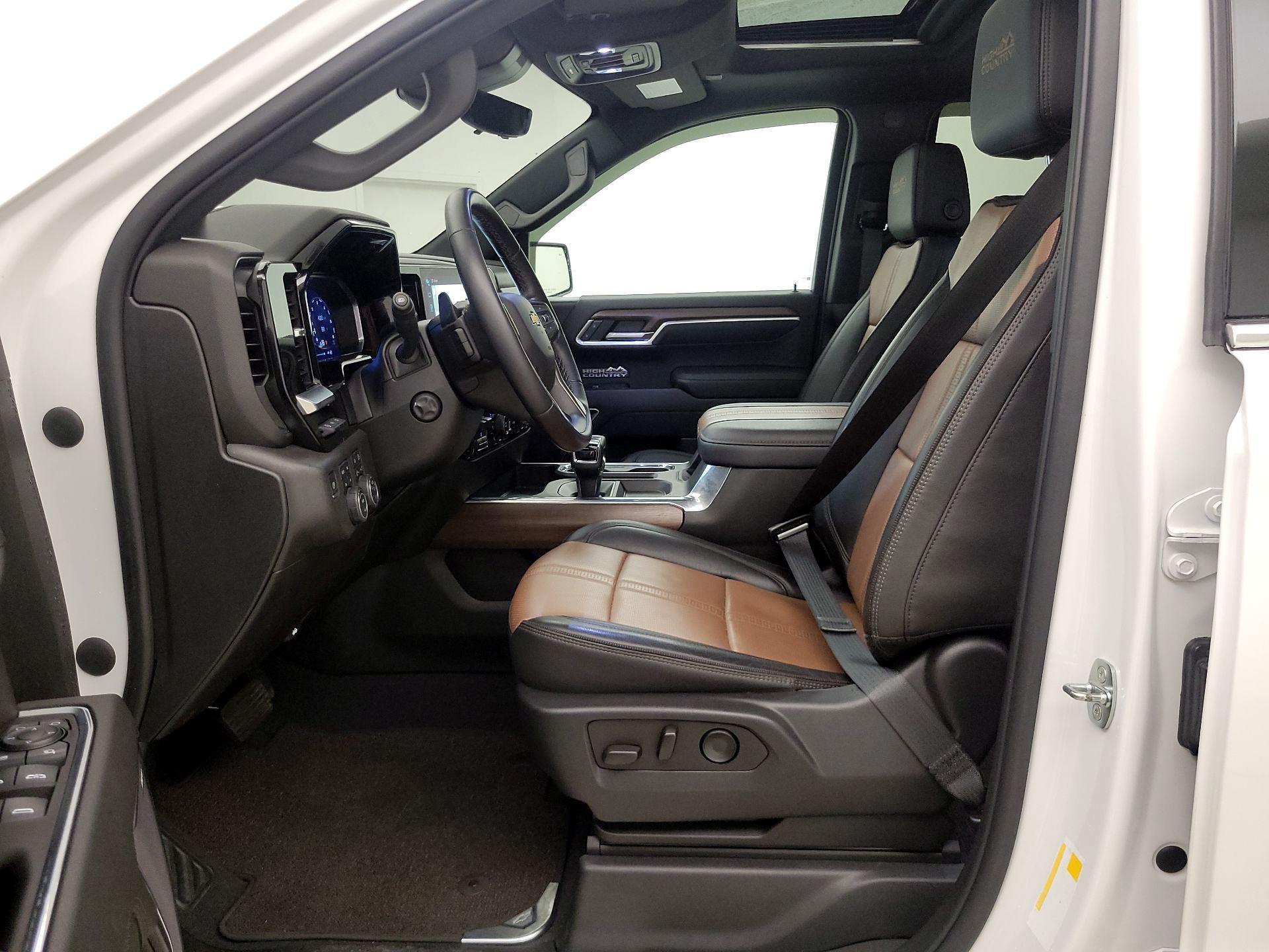 Thumbnail: 2023 Chevrolet Silverado 1500 - 11